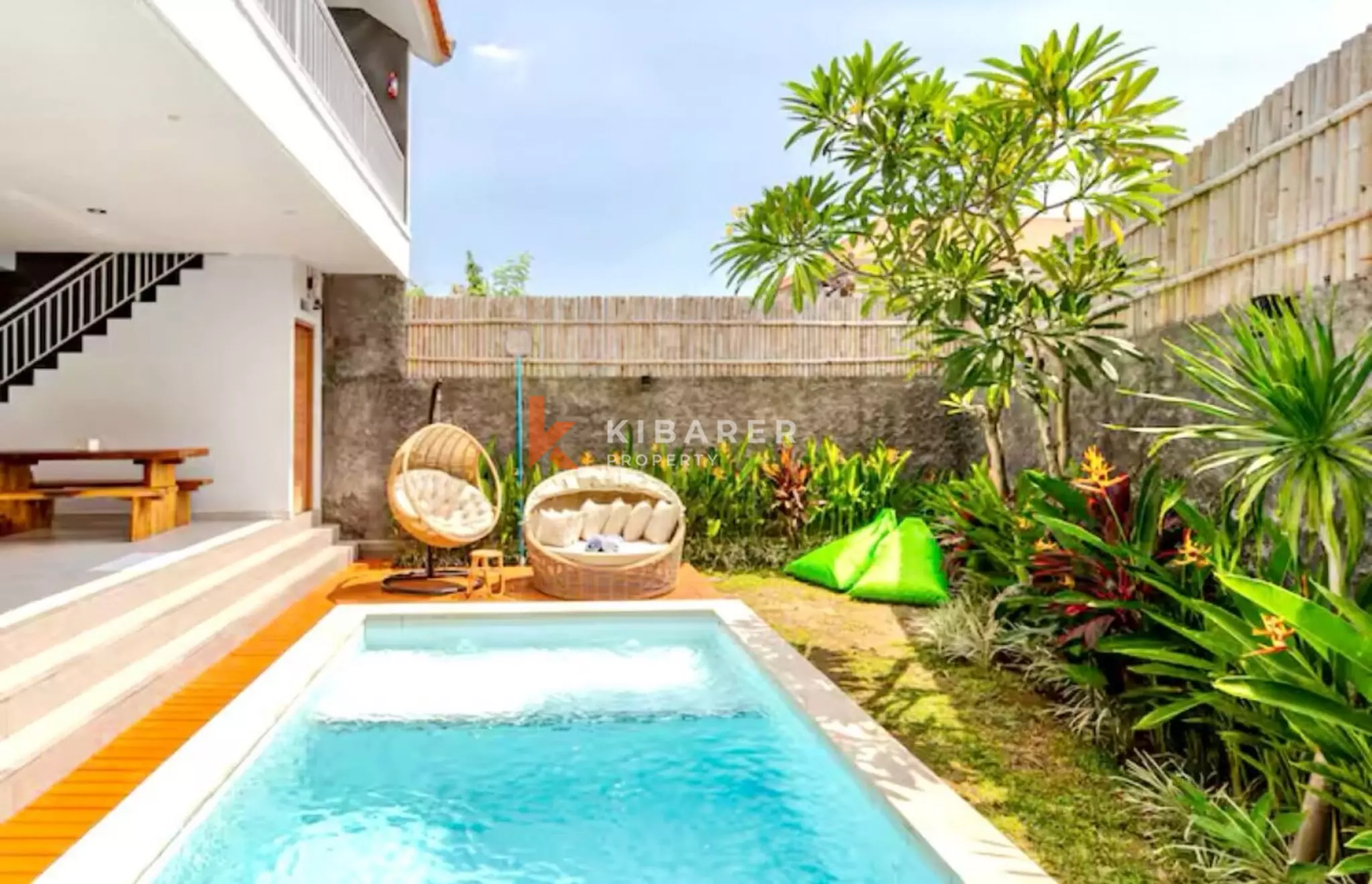 Three Bedroom Villa with Garden in Canggu Area — image 2