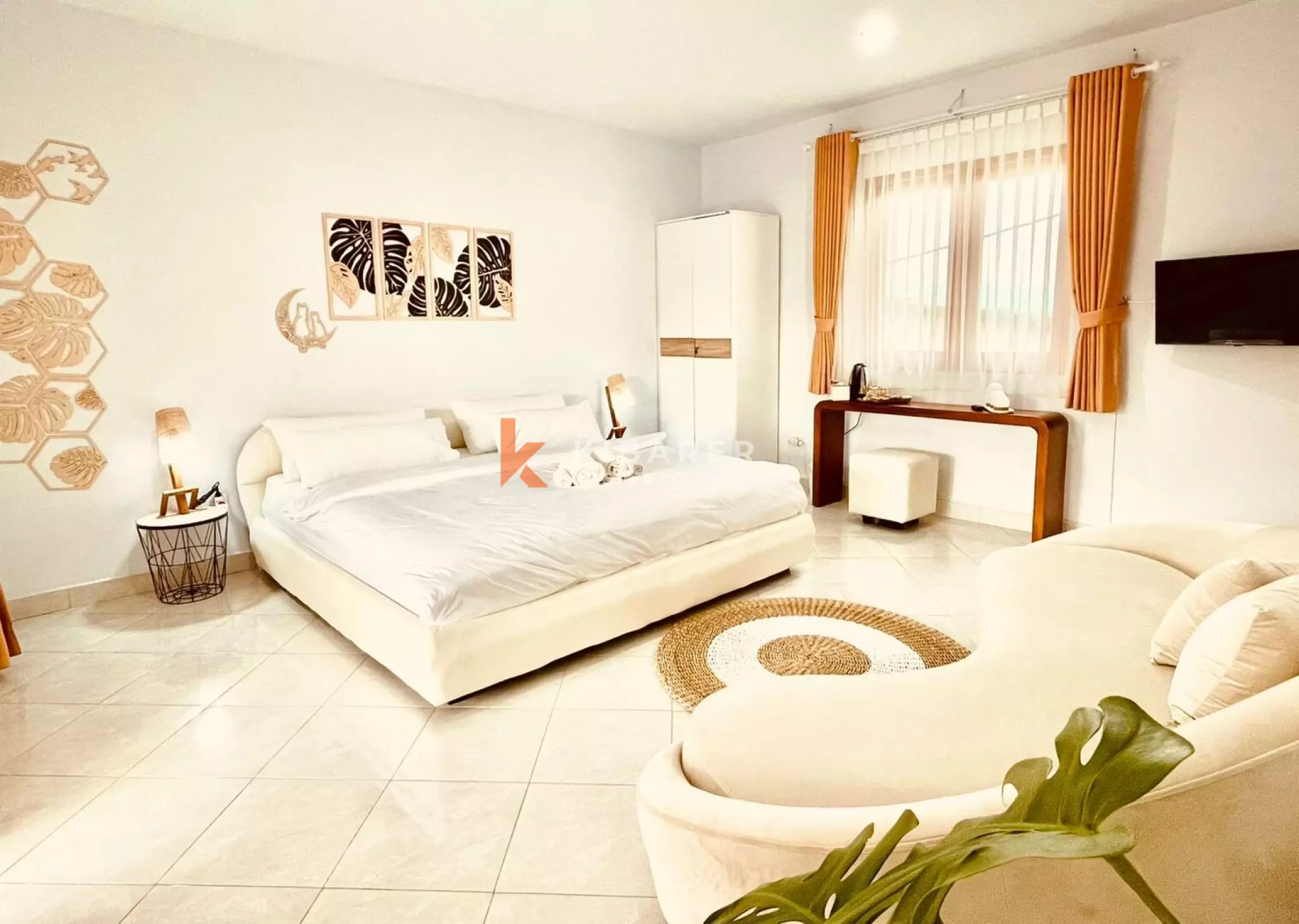 Three Bedroom Villa with Garden in Canggu Area — image 7