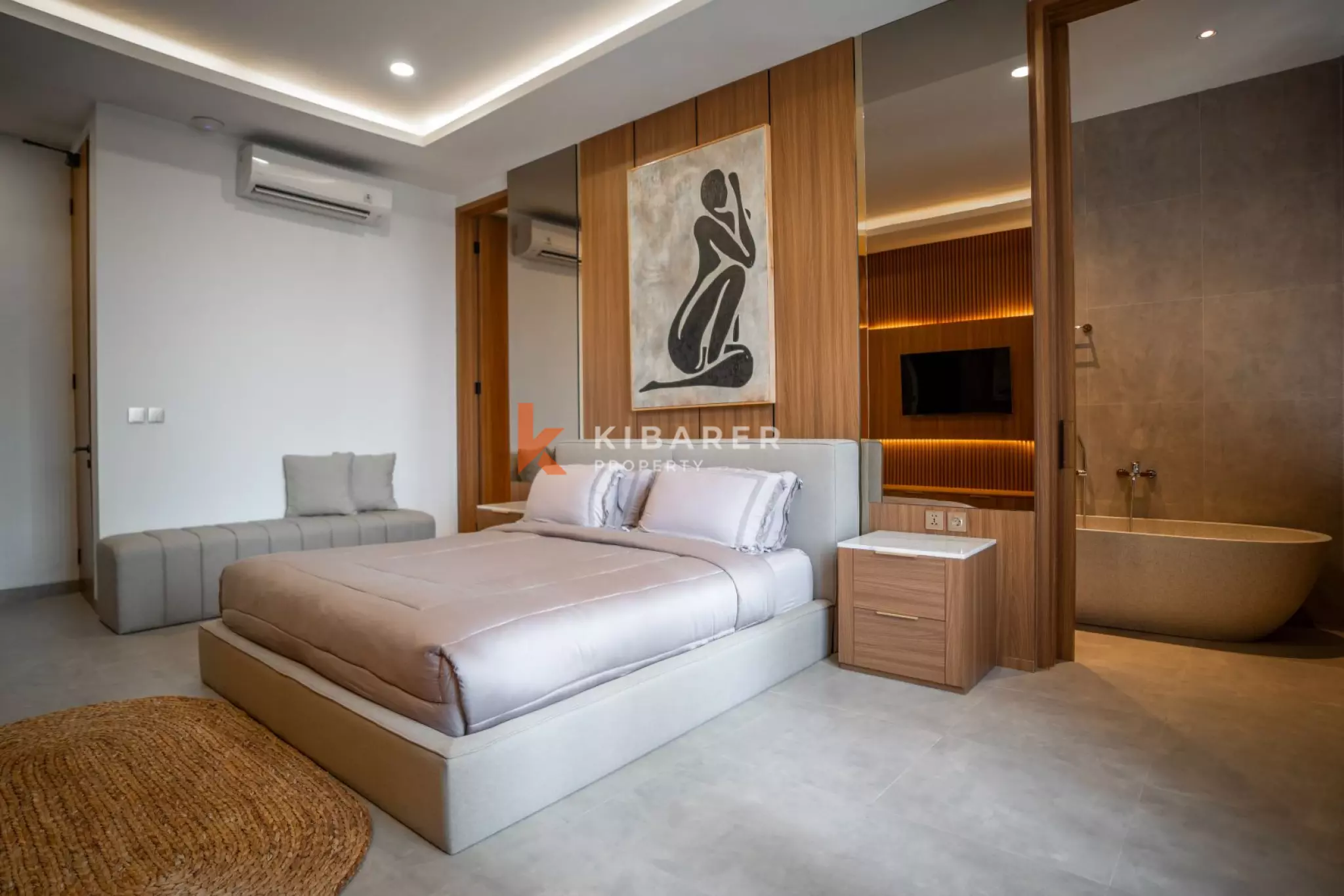 Three-Bedroom Villa with Bathrooms in Canggu with Private Living Room — image 5
