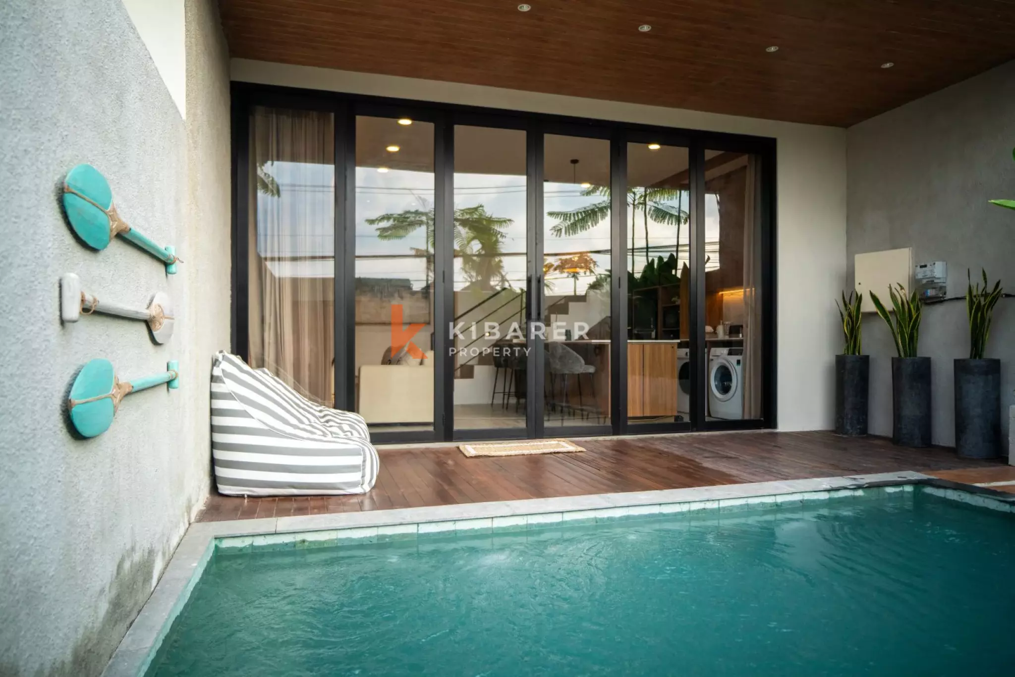 Three-Bedroom Villa with Bathrooms in Canggu with Private Living Room