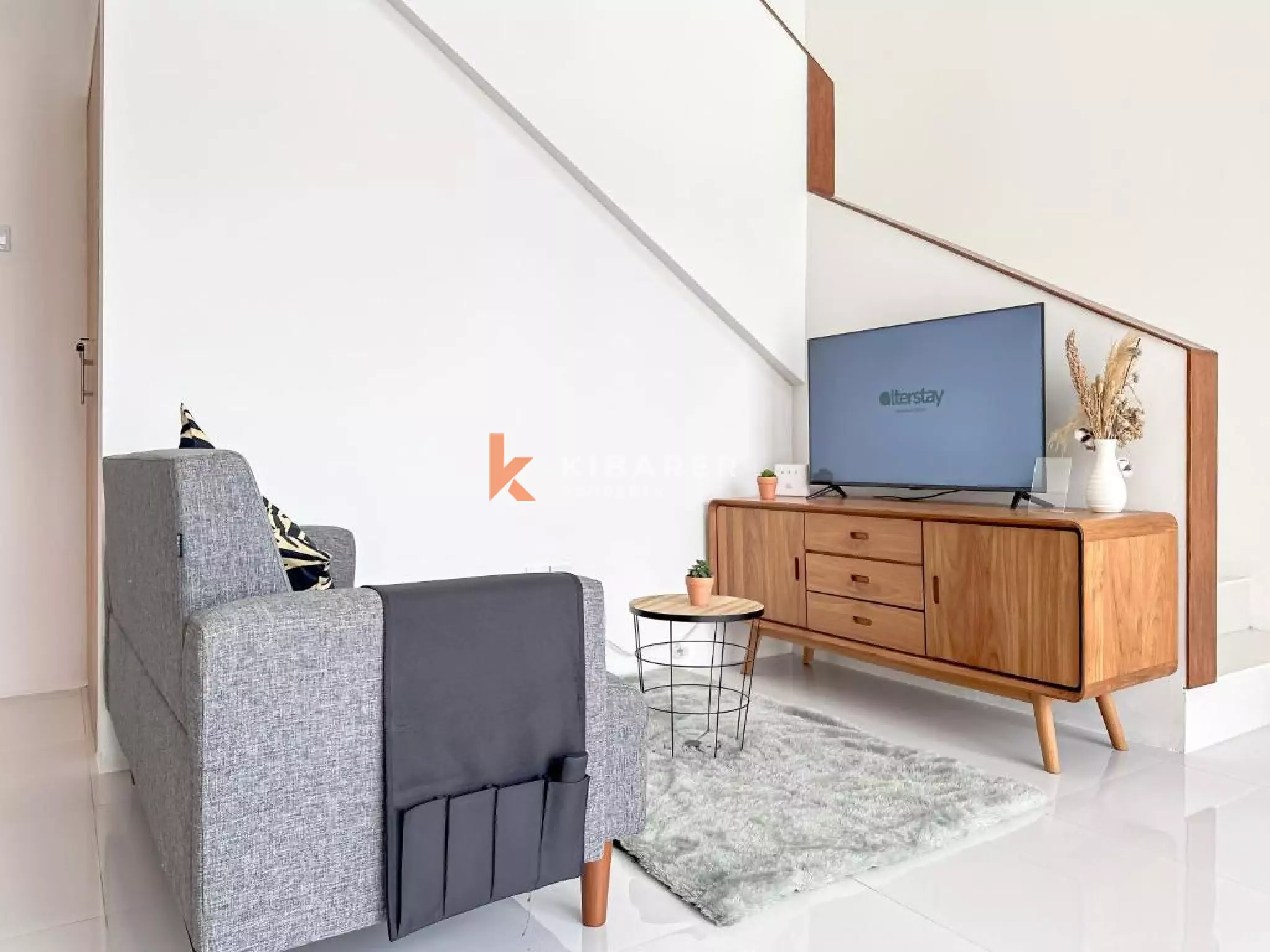 Aesthethic Two-bedroom Villa in Kedungu — image 8