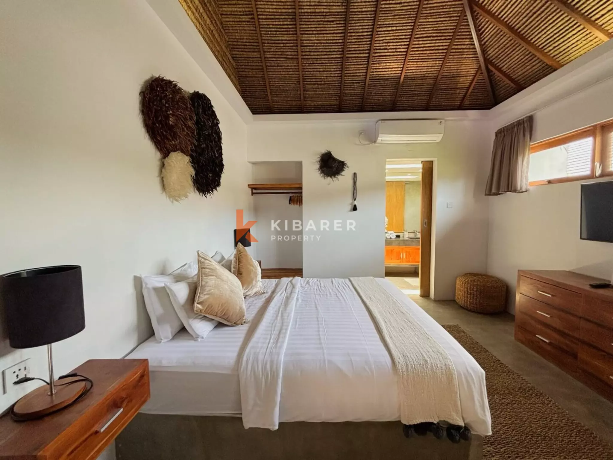 Charming Two-Bedroom Industrial Villa Located in Canggu — image 8