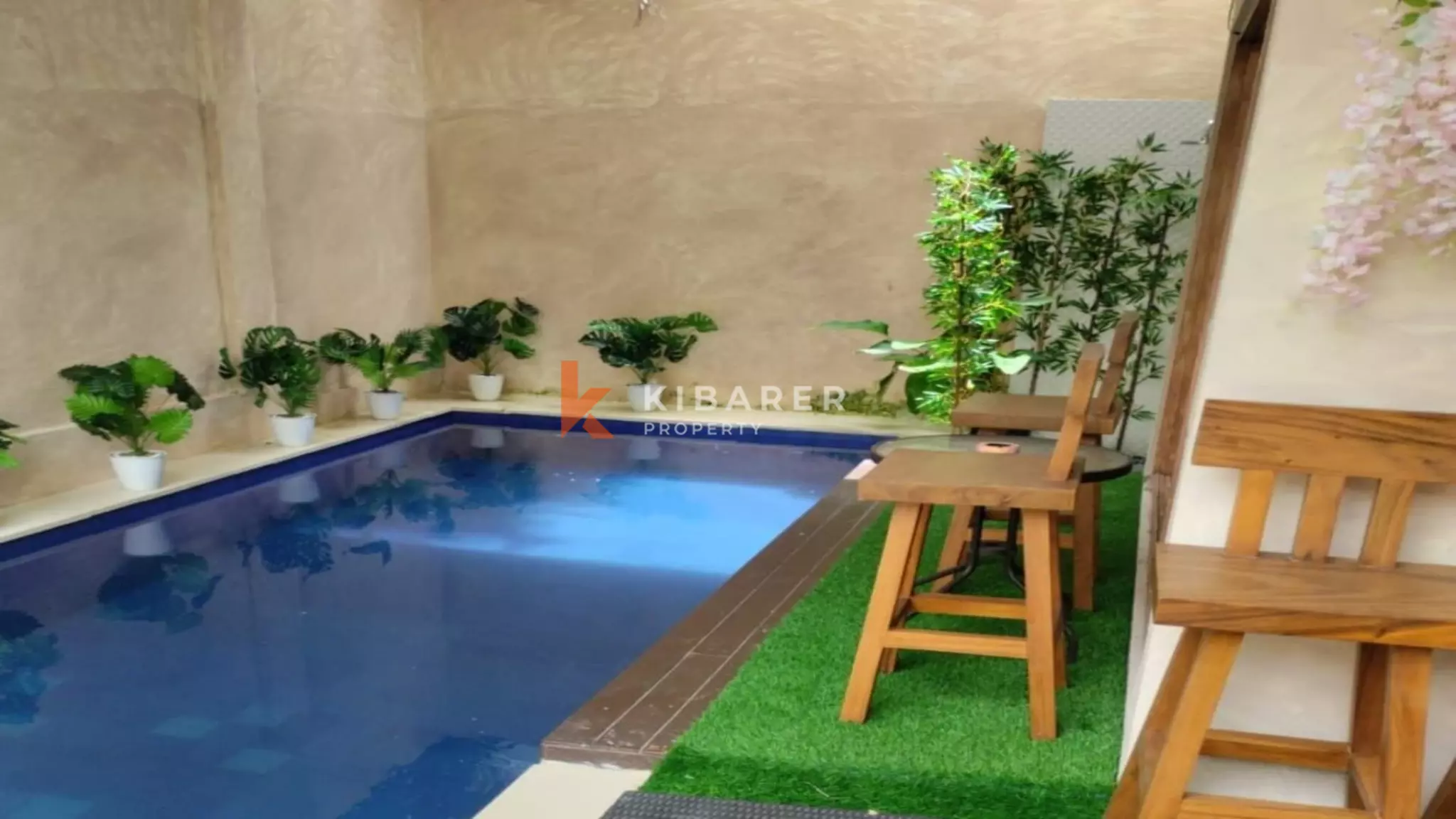 Wonderful Three-Bedroom Semi-Open Living Room Villa Situated in Jimbaran — image 3