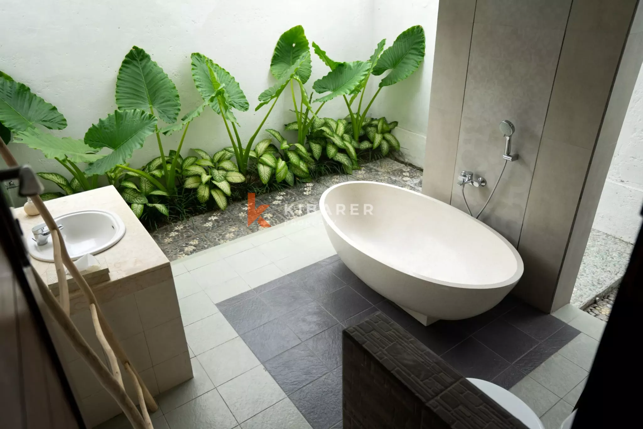 Two-Story Semi-Furnished Private Villa with Three Bedrooms in Central Canggu — image 5