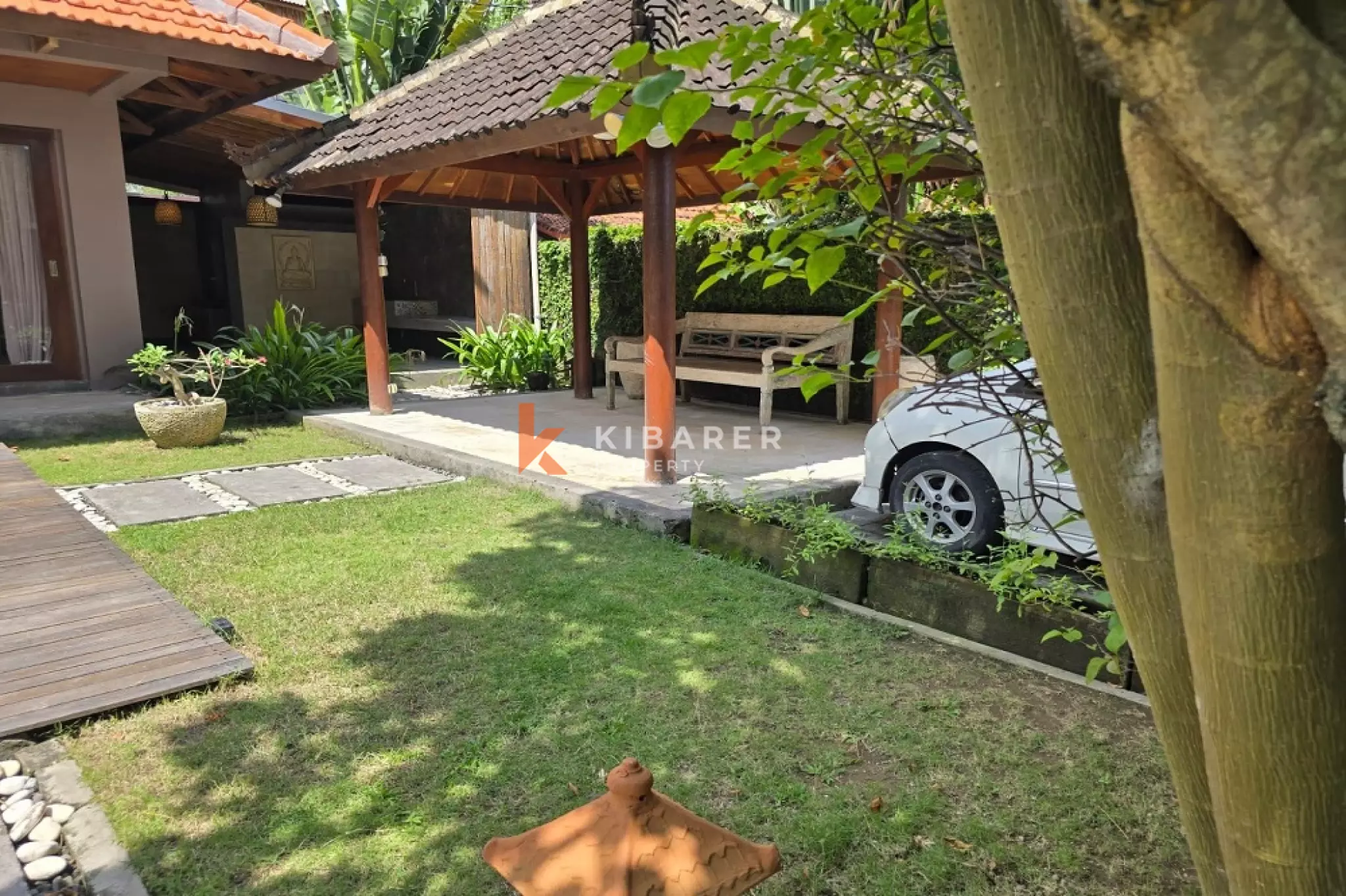 Beautiful Four-Bedroom Gated Villa in Canggu — image 3