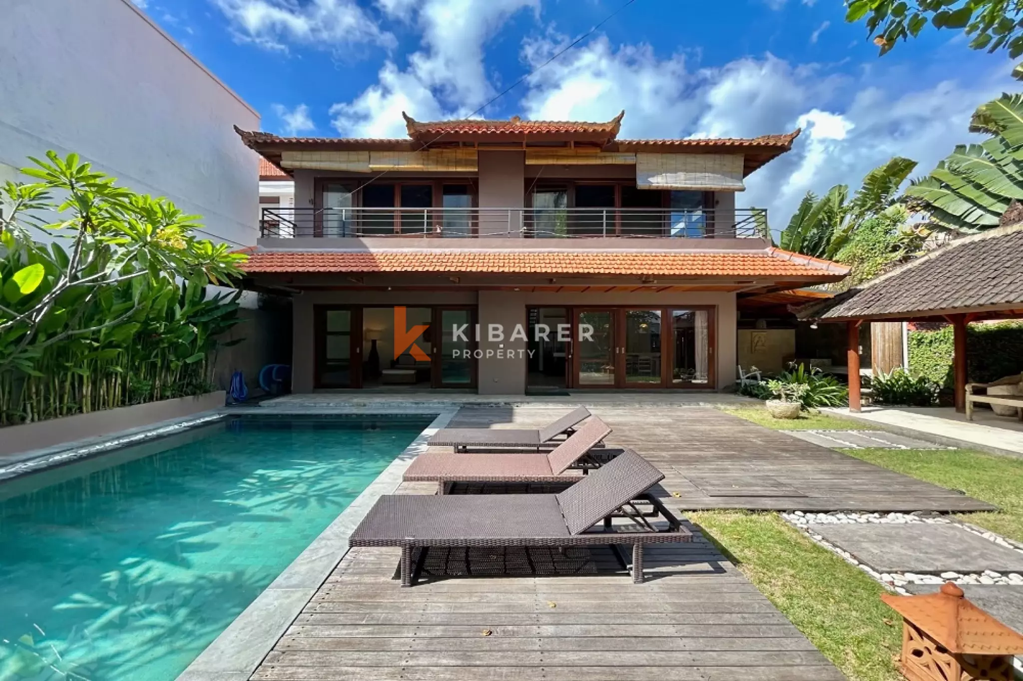 Beautiful Four-Bedroom Gated Villa in Canggu — image 1