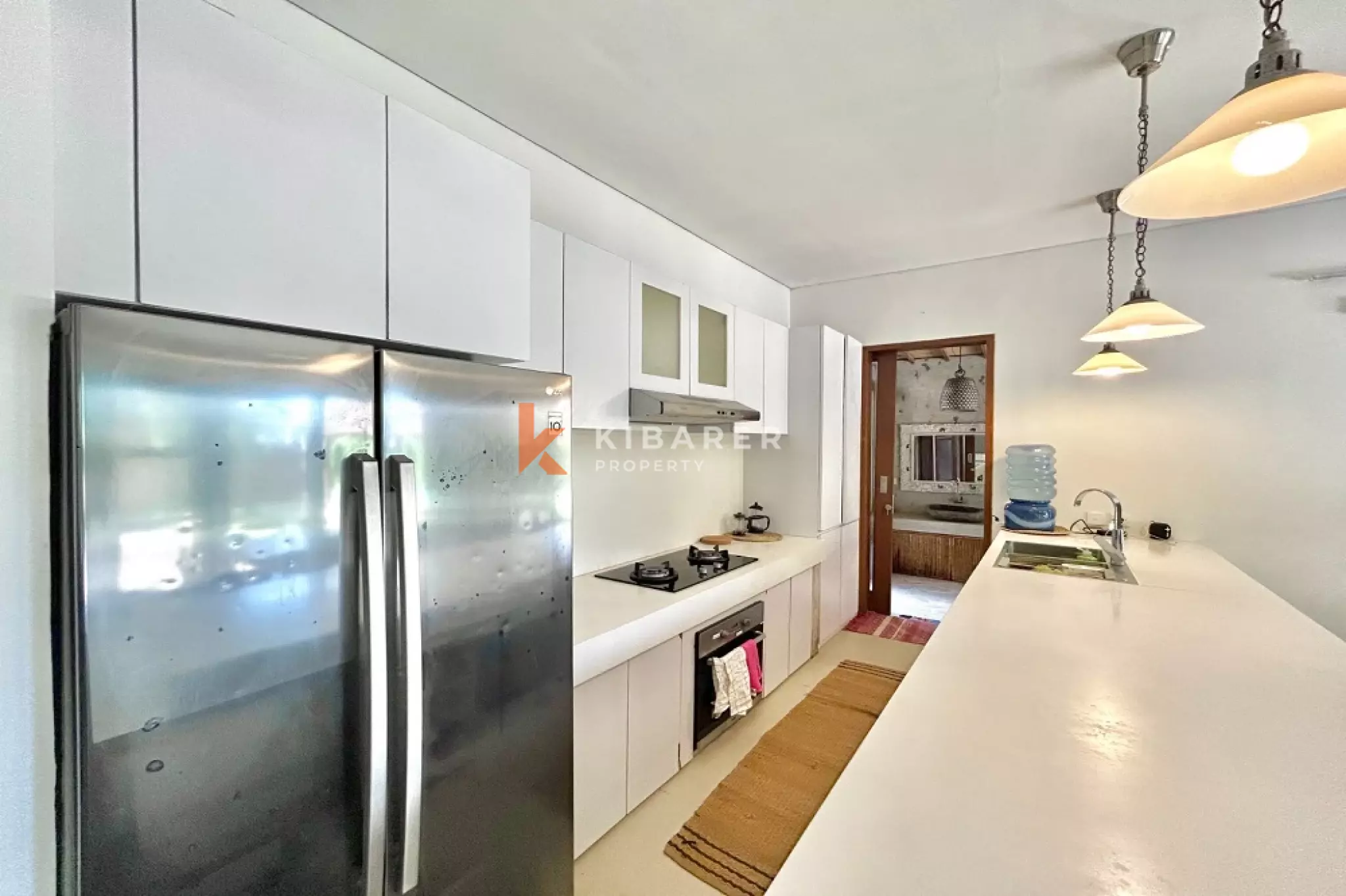 Beautiful Four-Bedroom Gated Villa in Canggu — image 7