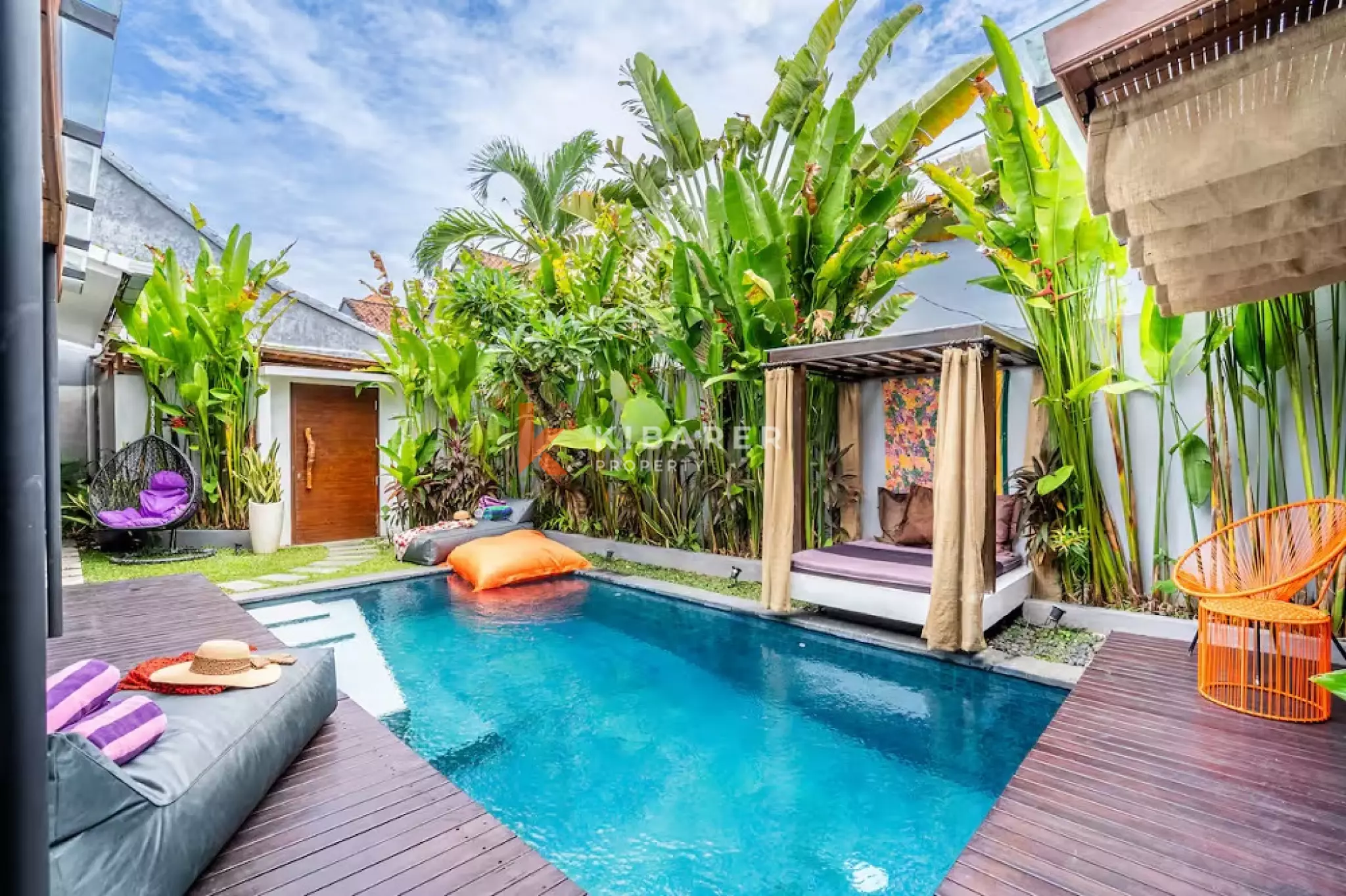Designed as a Three-Bedroom Tropical Enclosed Villa in Kerobokan — image 3
