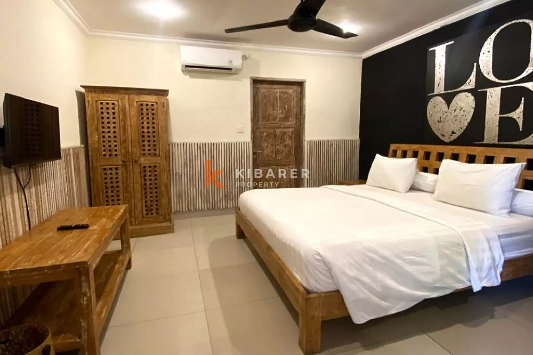 Corner Tropical Serenity Five-Bedrooms Villa in Kerobokan Area — image 14
