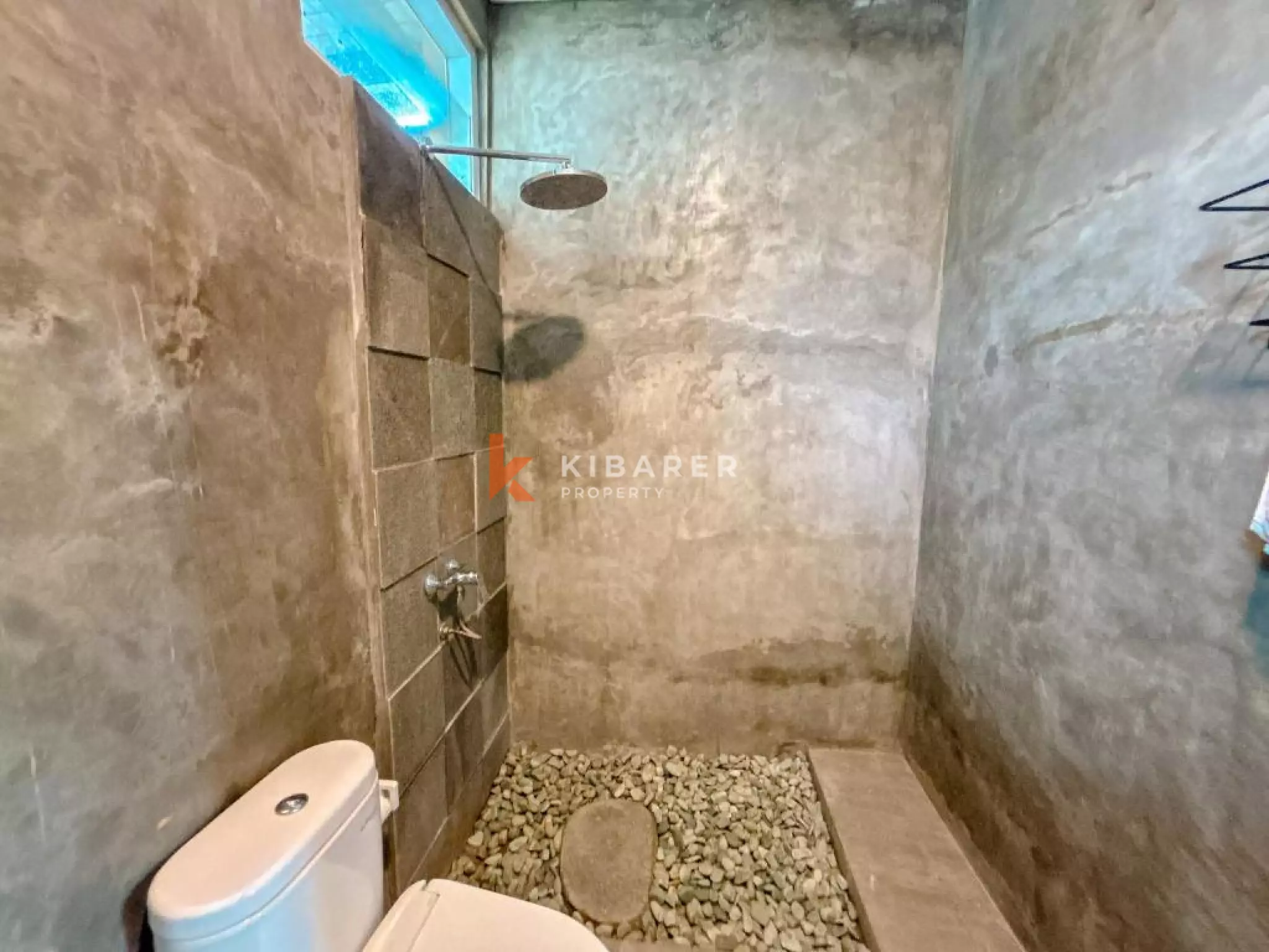 City Escape Two-bedroom Villa in Cepaka — image 11