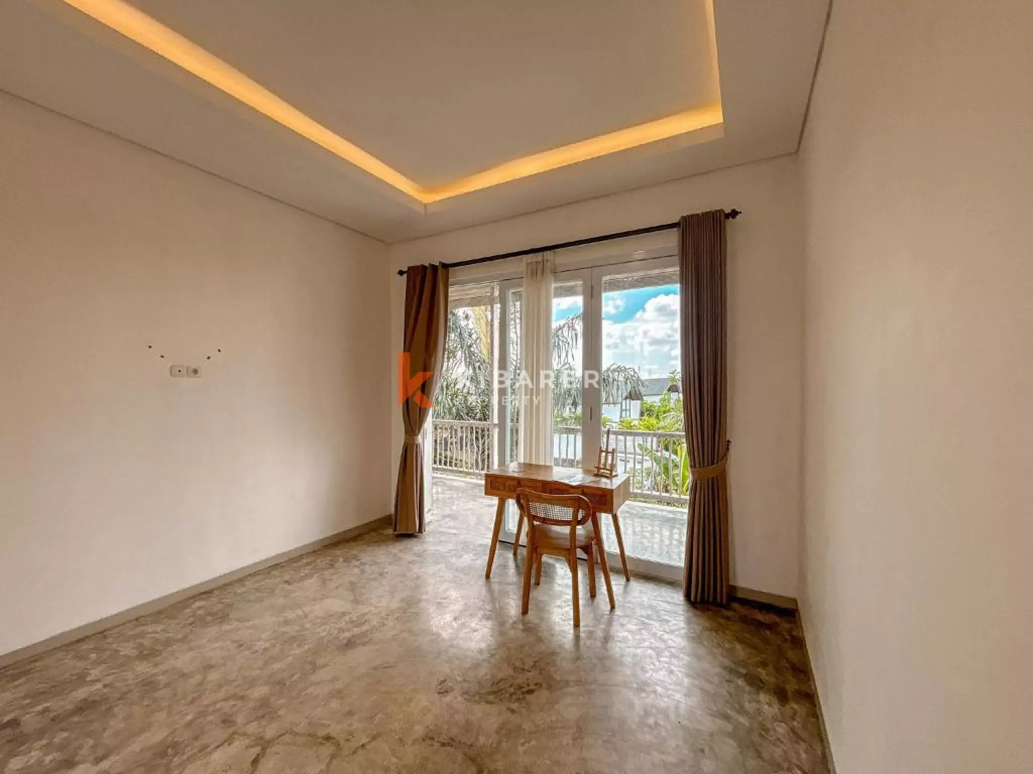City Escape Two-bedroom Villa in Cepaka — image 15