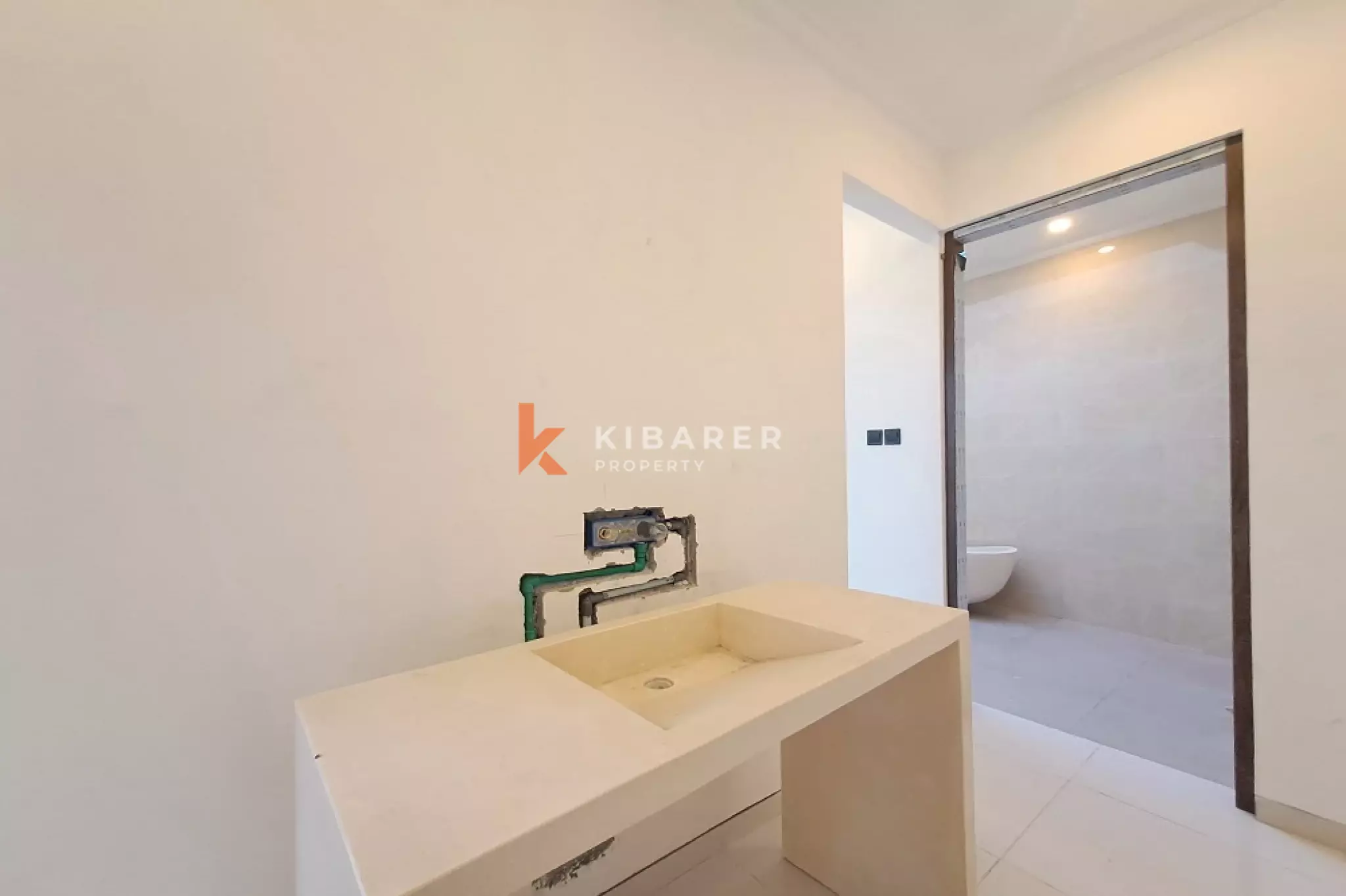 Spacious Modern Canvas Two-Bedrooms Enclosed Living in Kerobokan — image 7