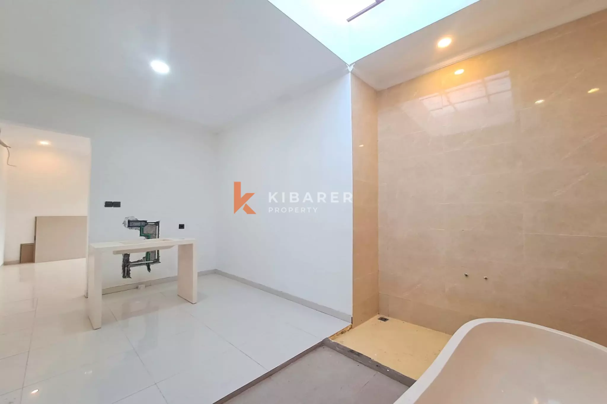 Spacious Modern Canvas Two-Bedrooms Enclosed Living in Kerobokan — image 14