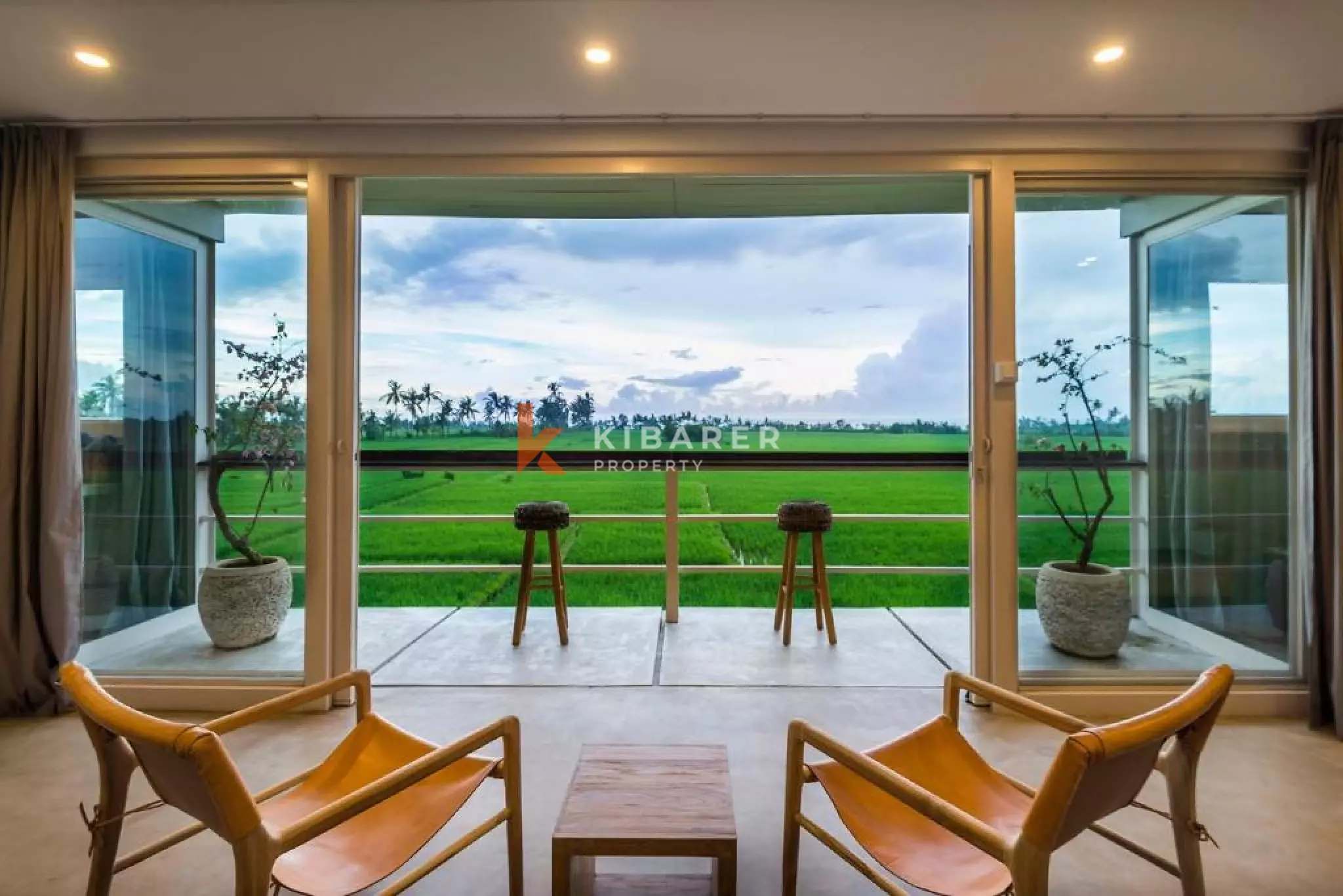 Tranquil Four-Bedroom Villa in Kedungu — image 14