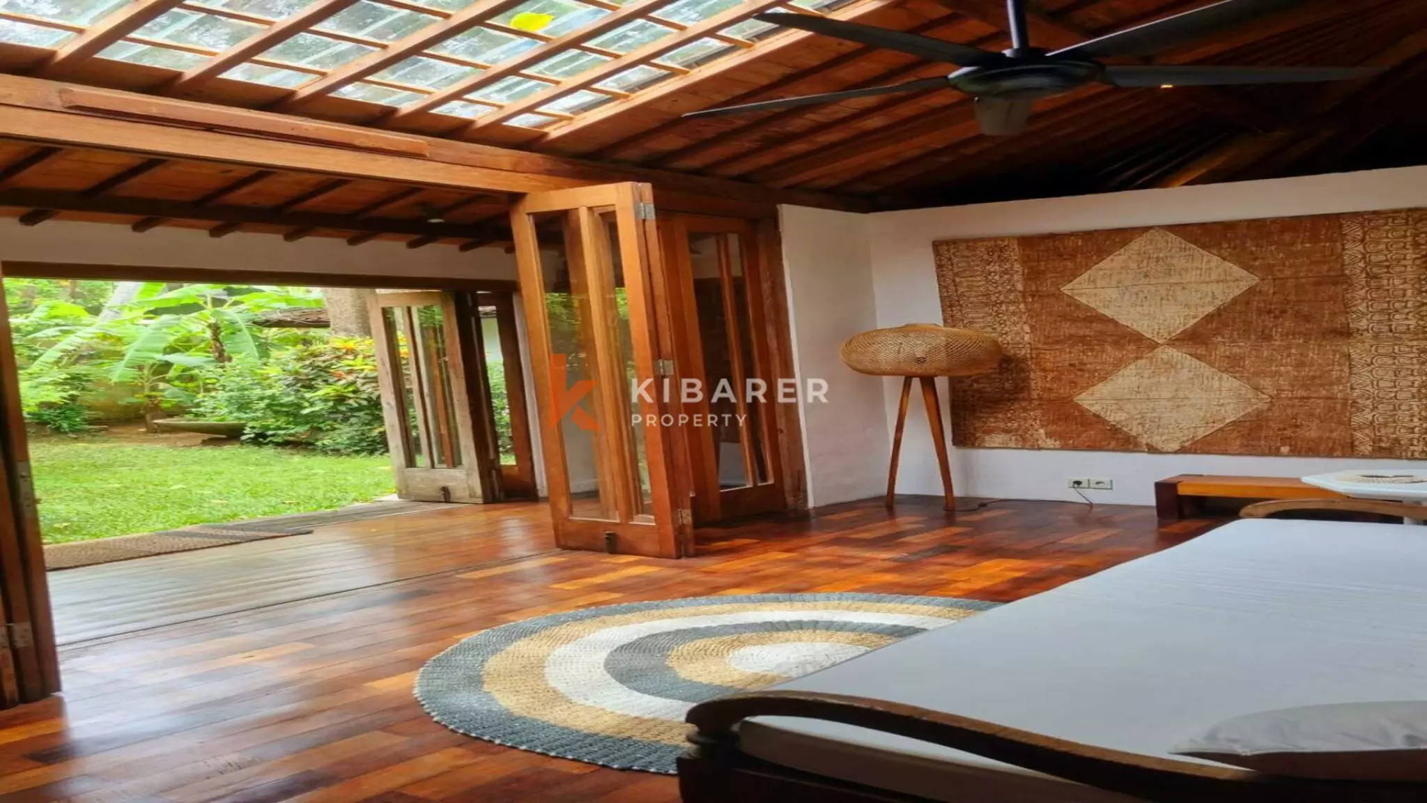 Beautiful Chic Joglo Style Four-Bedroom Villa in Umalas — image 19