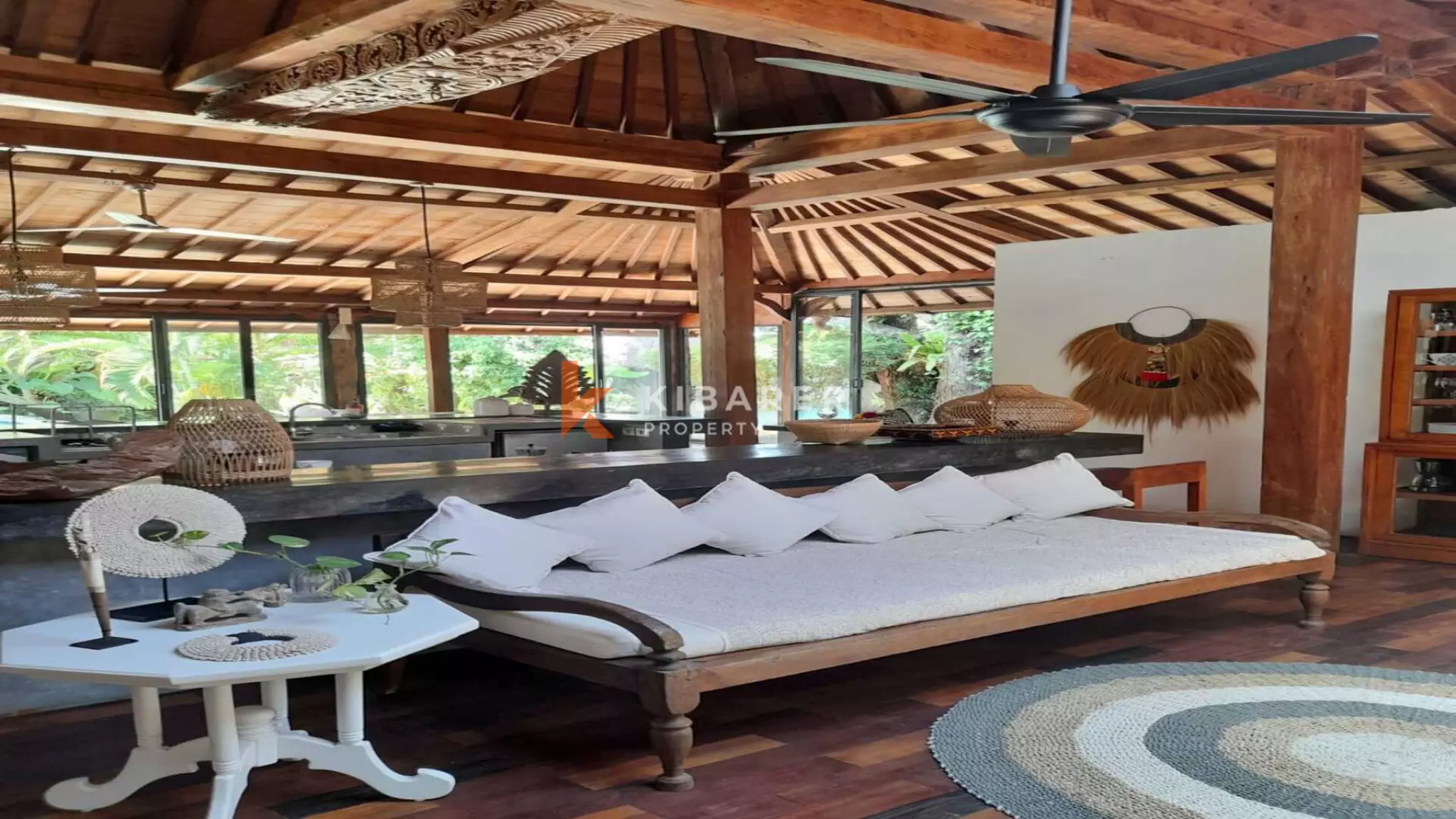 Beautiful Chic Joglo Style Four-Bedroom Villa in Umalas — image 8