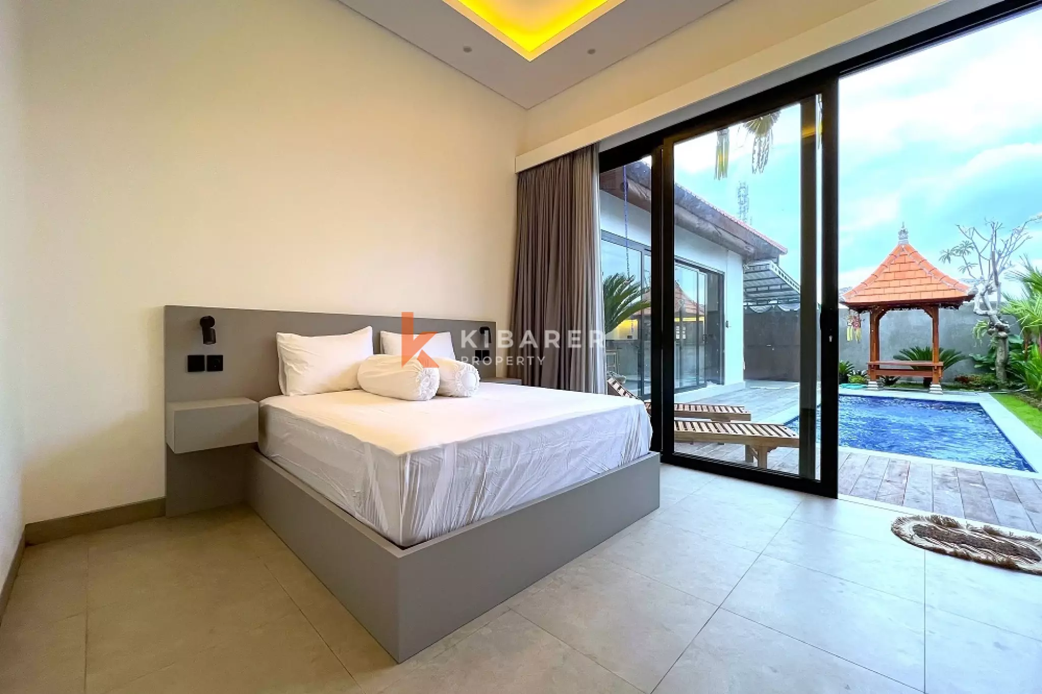 Balinese-Style Two-Bedrooms Villa with Outdoor Comforts in Kerobokan — image 9