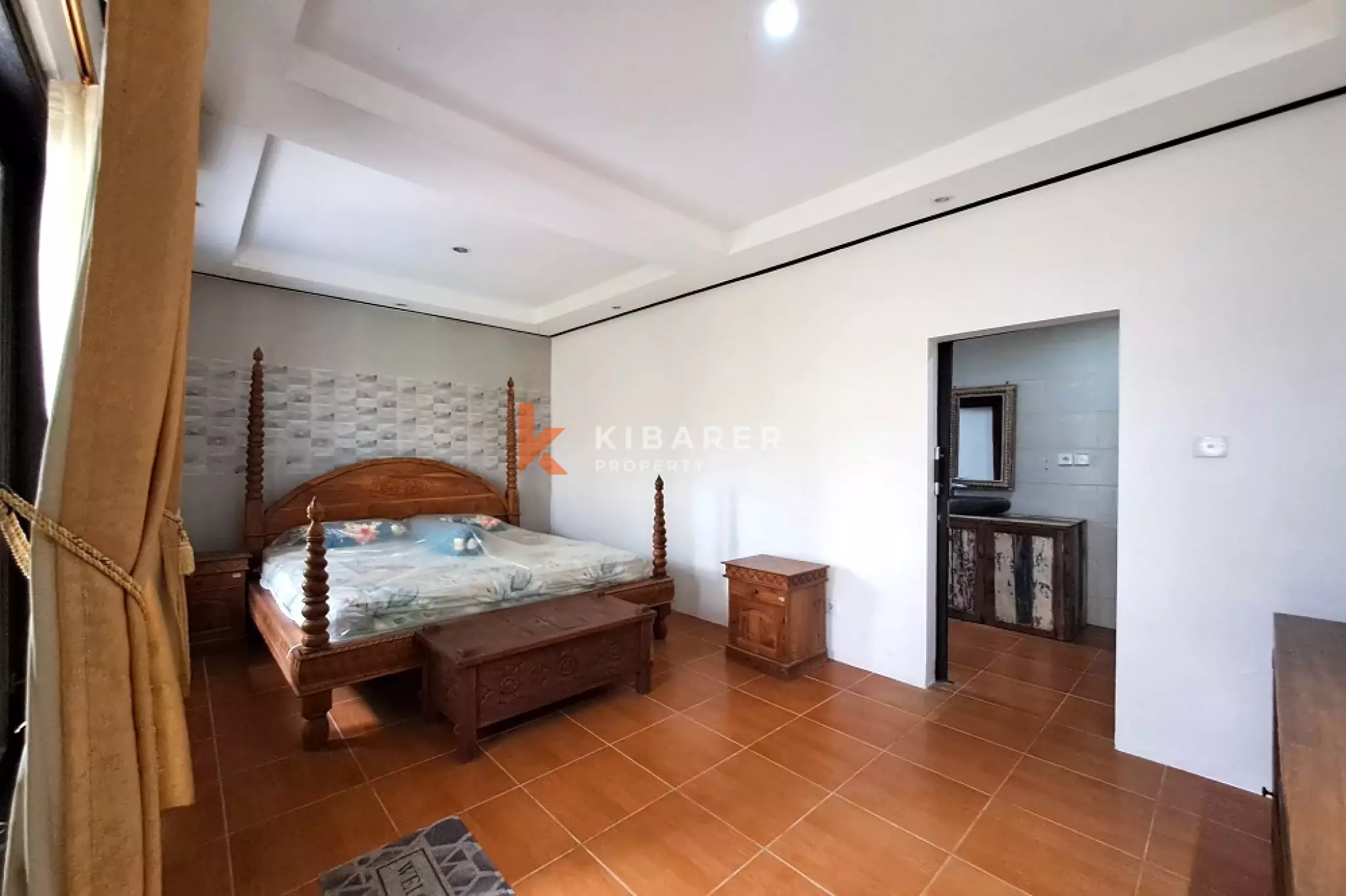 Cozy Two-Bedroom Villa with Rooftop Gazebo in Babakan Canggu — image 5