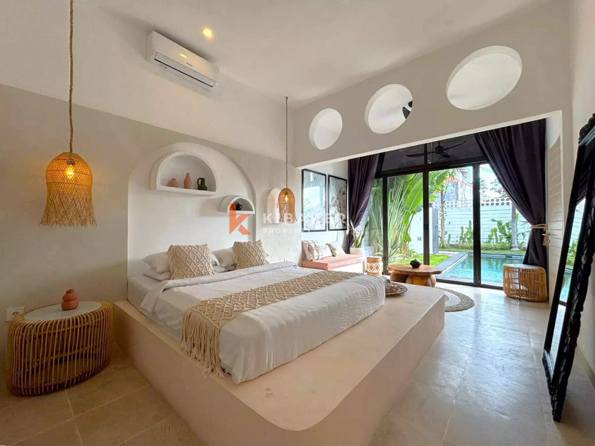Three-Bedroom Villa with Garden in Umalas Area — image 9