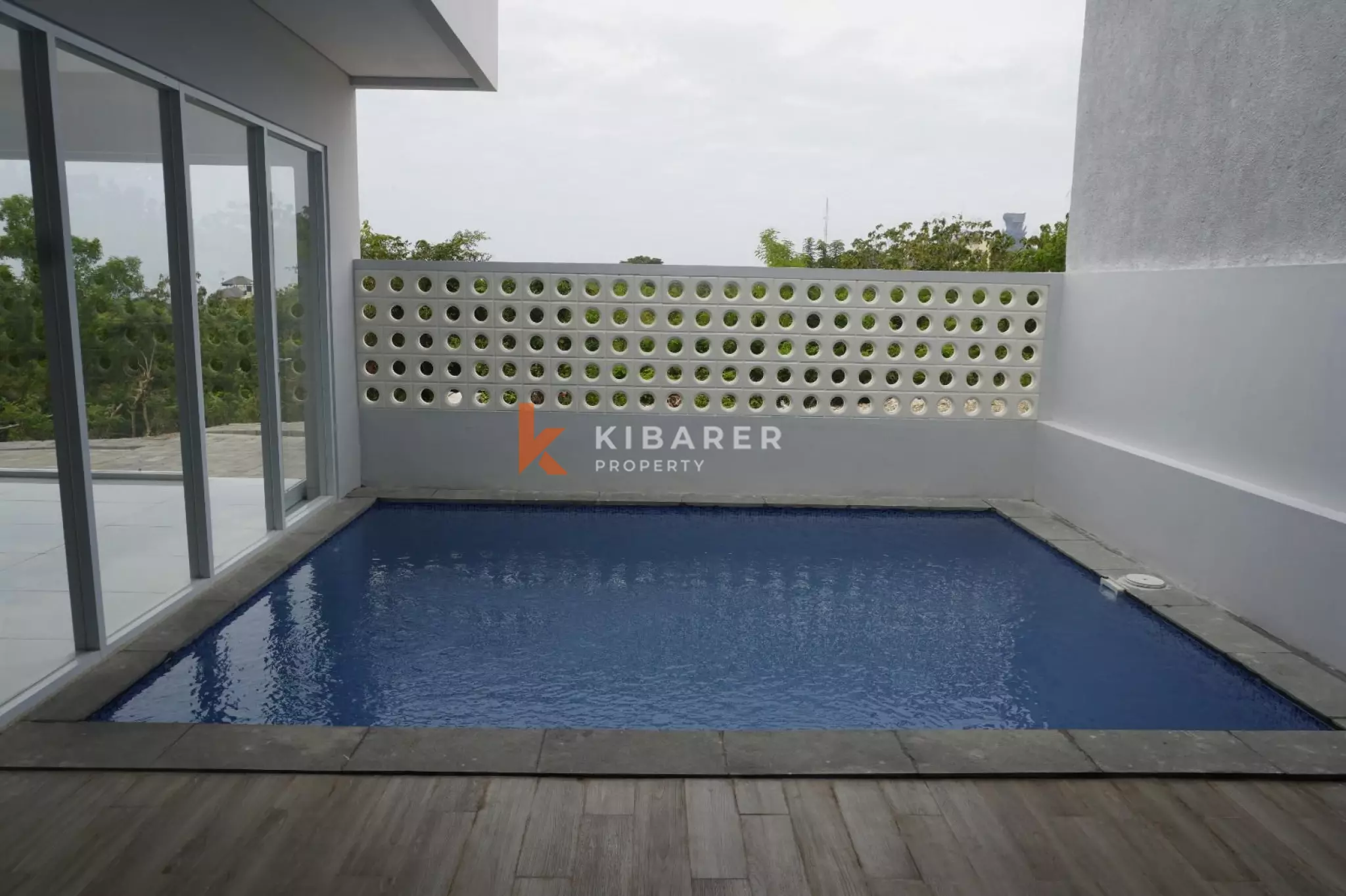 Three-Bedroom Villa with Ocean View in Ungasan