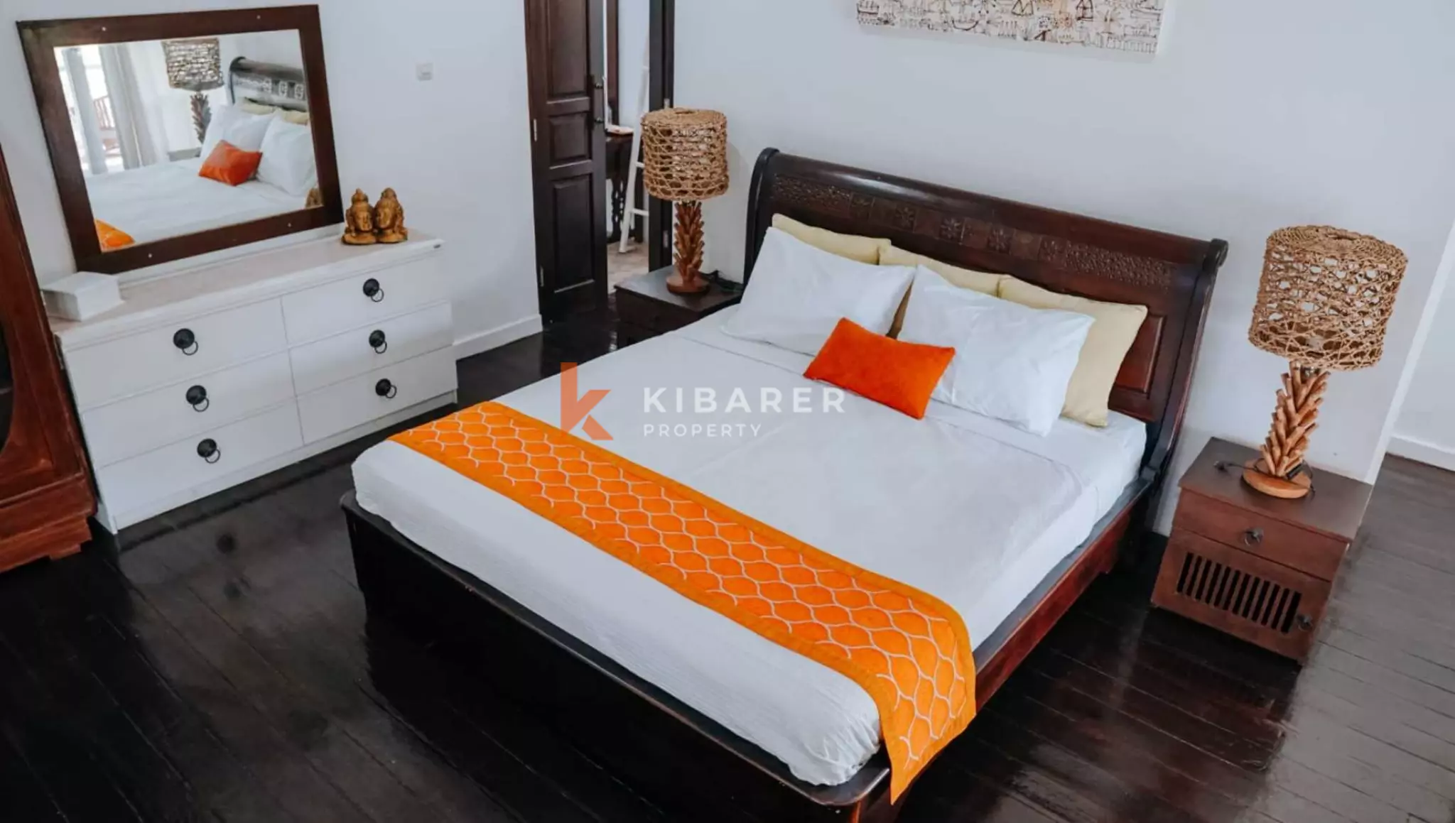 Traditional Open Living Room Three-Bedroom Villa with Tropical Touch in Mertanadi — image 17