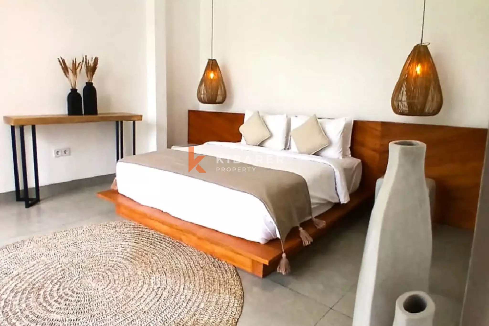 Sophisticated Two-Bedroom Villa with Private Pool in Umalas — image 8