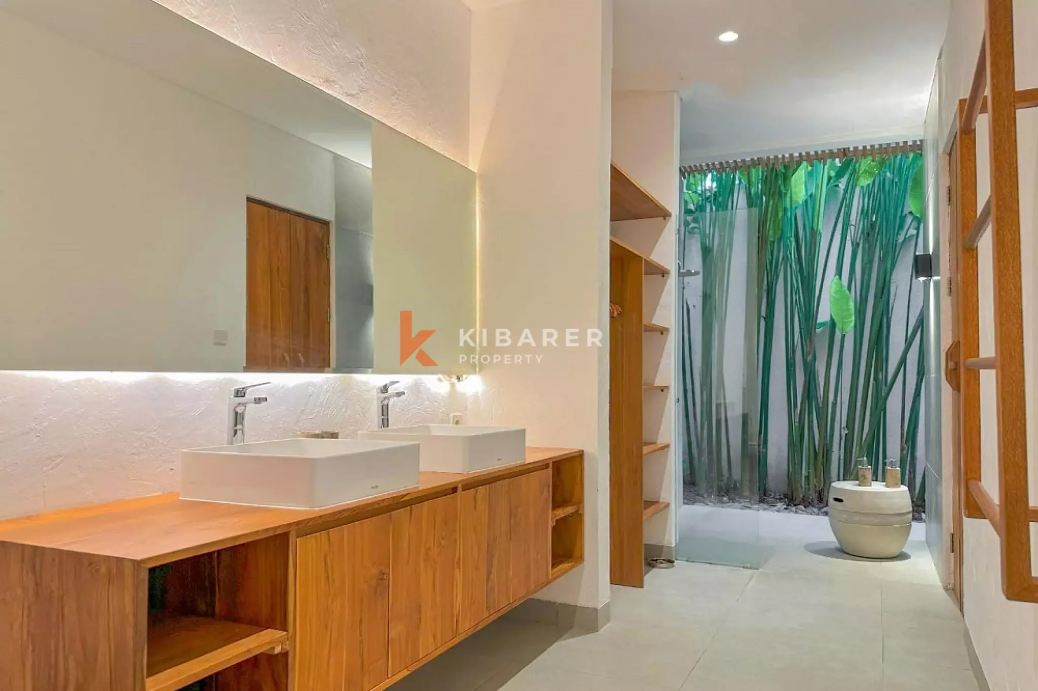 Sophisticated Two-Bedroom Villa with Private Pool in Umalas — image 16