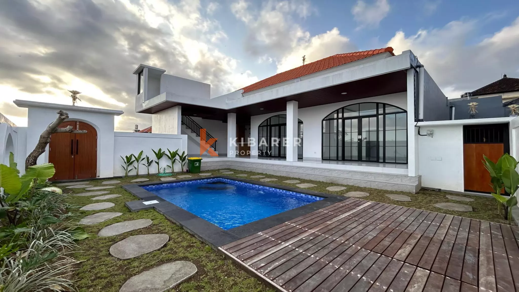 Charming Two-Bedroom Unfurnished Villa with Private Pool in Padonan — image 3