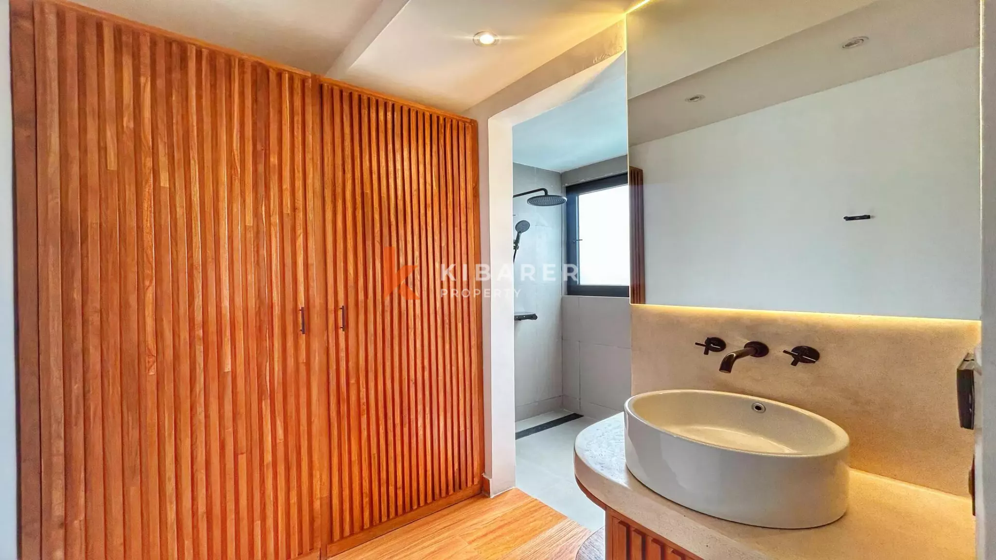 Umalas Living at Its Best : Modern Two-Bedroom Villa with Private Plunge Pool — image 9