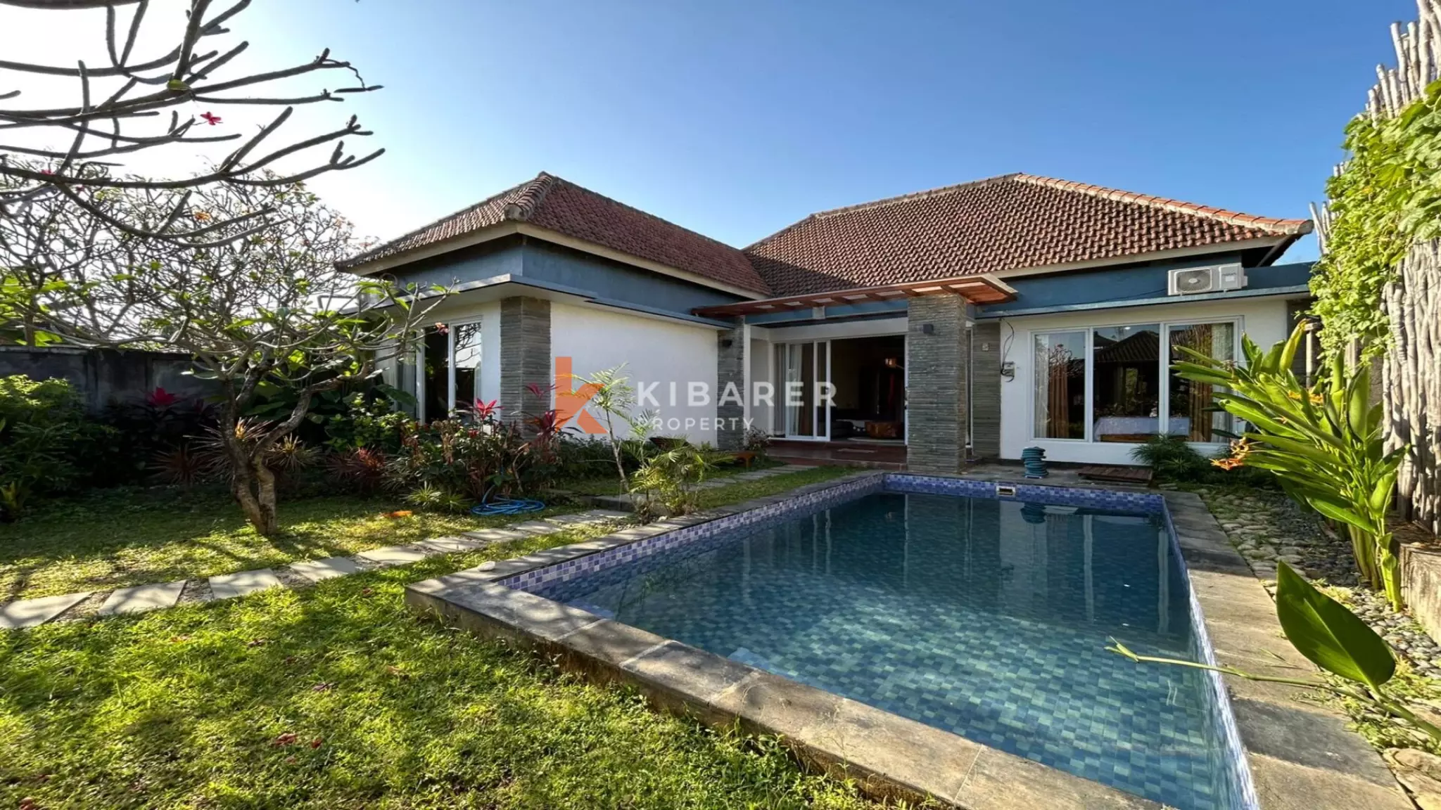 Homey Three Bedroom Enclosed Living Room Villa in Sanur — image 1