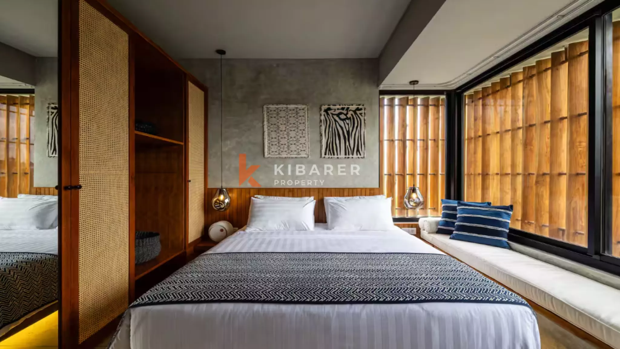 Stylish Three-Bedroom Villa with Sunken Lounge and Private Pool — image 8