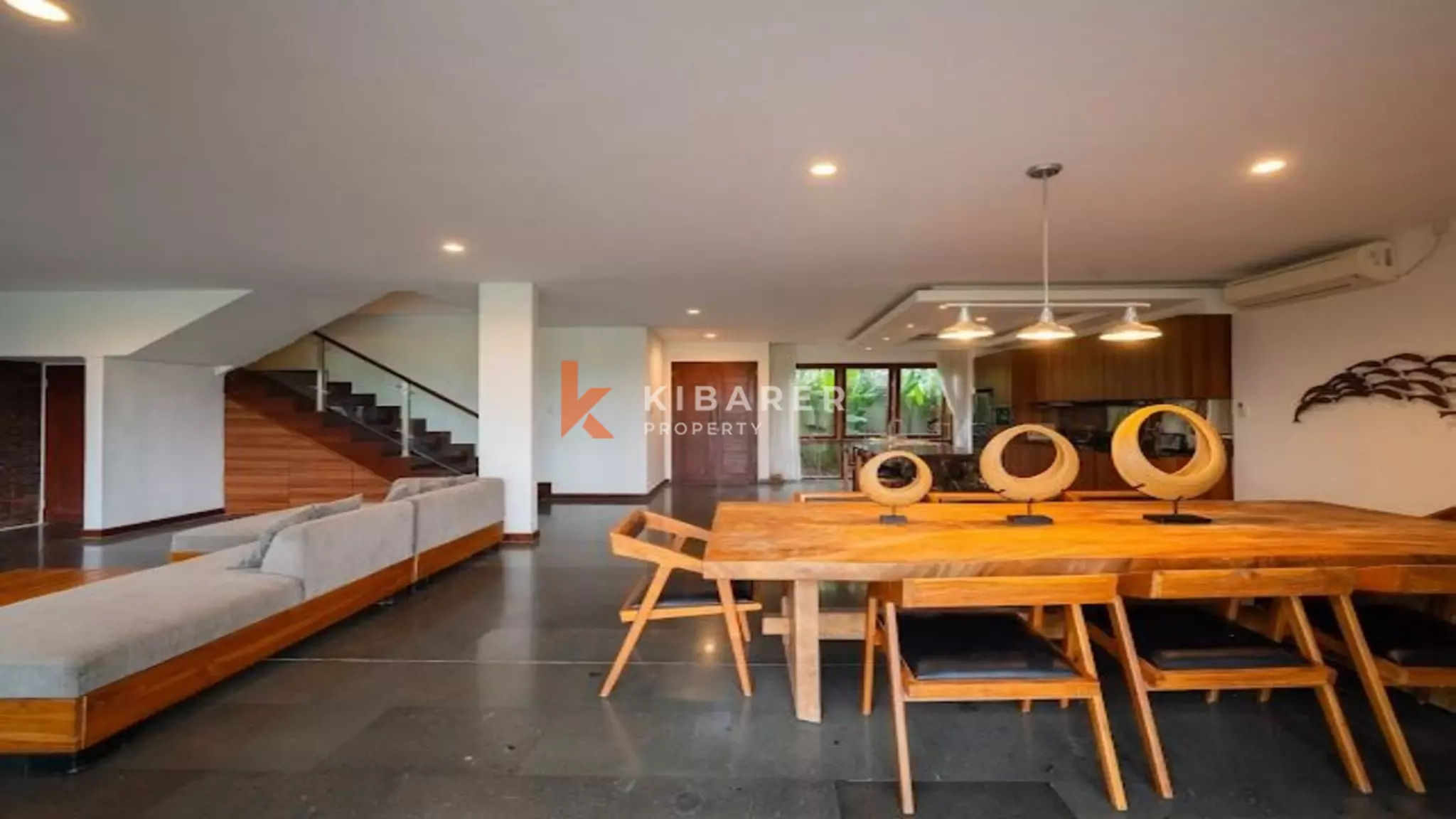 Beautiful Three Bedrooms Villa In Cemagi — image 7