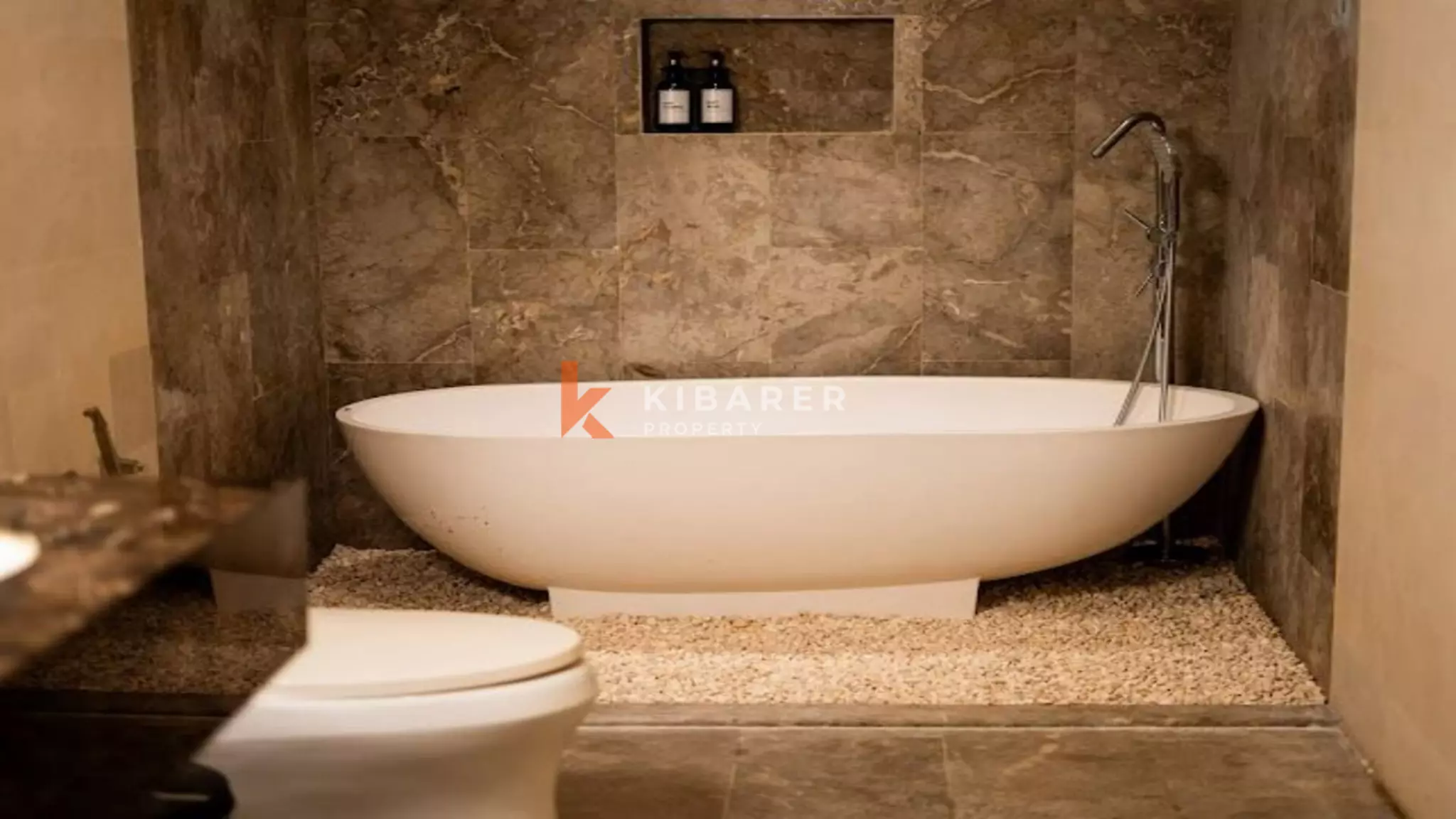 Beautiful Three Bedrooms Villa In Cemagi — image 15