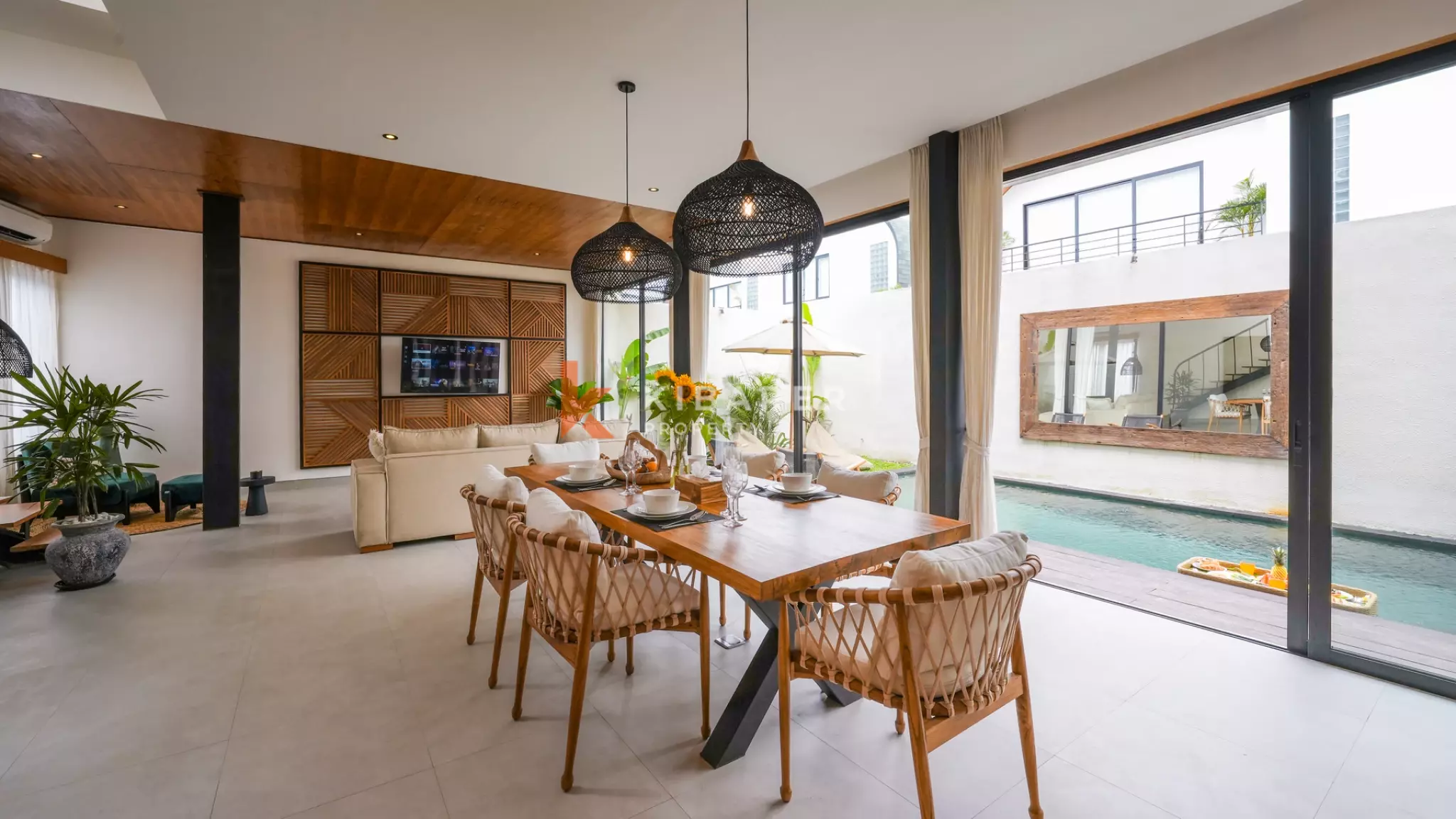Stunning 2-Bedroom Villa with Rice Field Views in Peaceful Cemagi Area — image 9