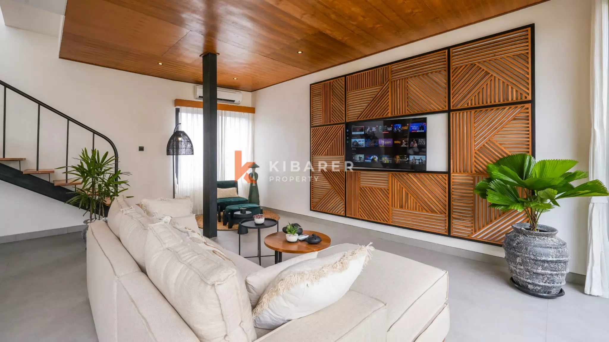 Stunning 2-Bedroom Villa with Rice Field Views in Peaceful Cemagi Area — image 11