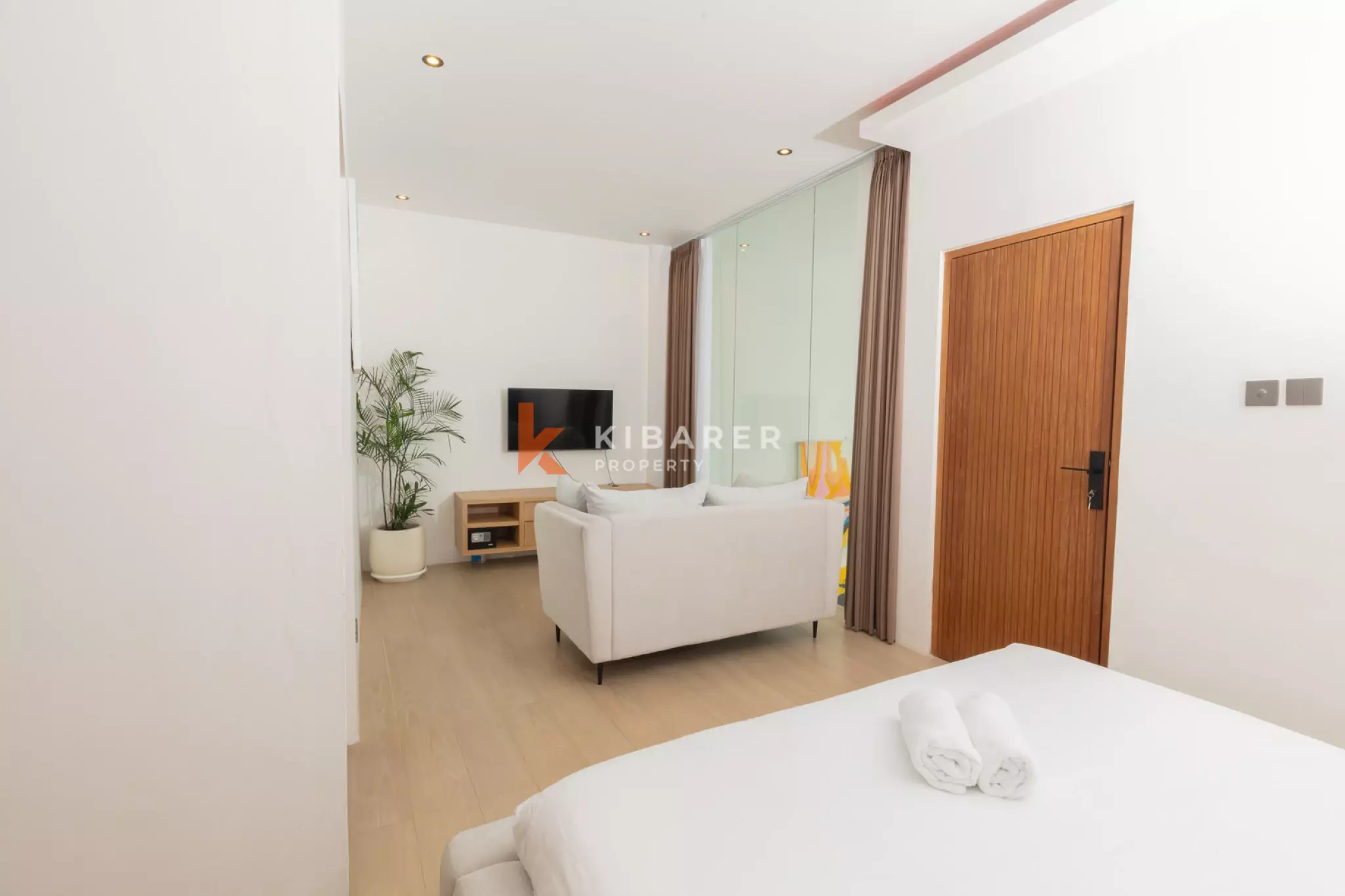 Modern Two-Bedroom Villa with Private Enclosed Space in Canggu — image 12