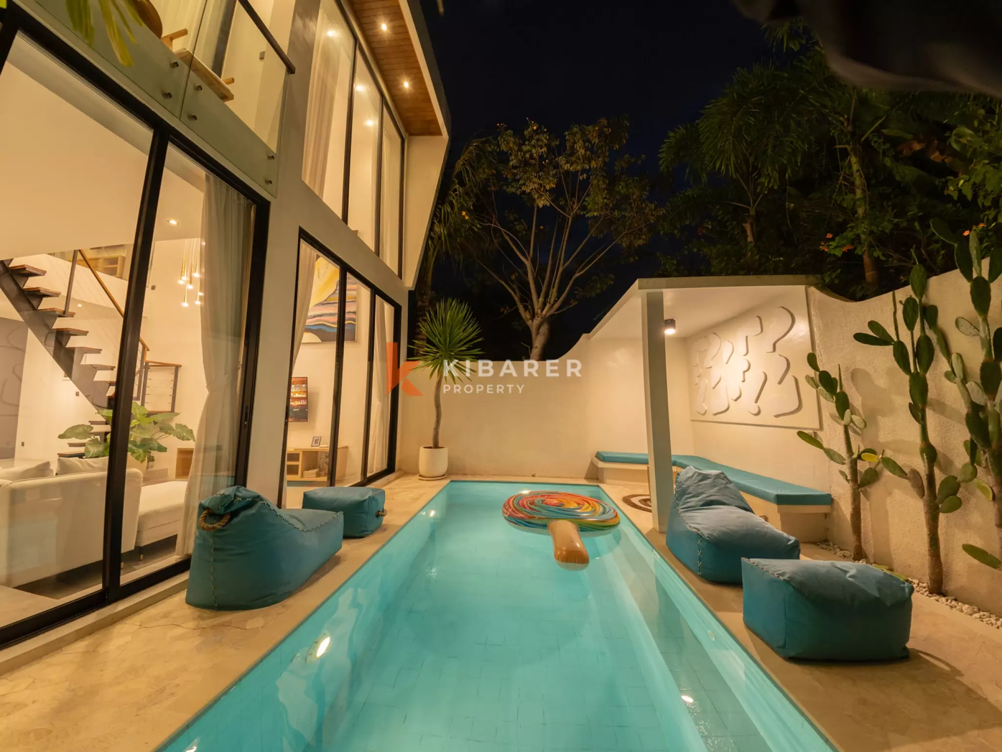 Modern Two-Bedroom Villa with Private Enclosed Space in Canggu — image 10