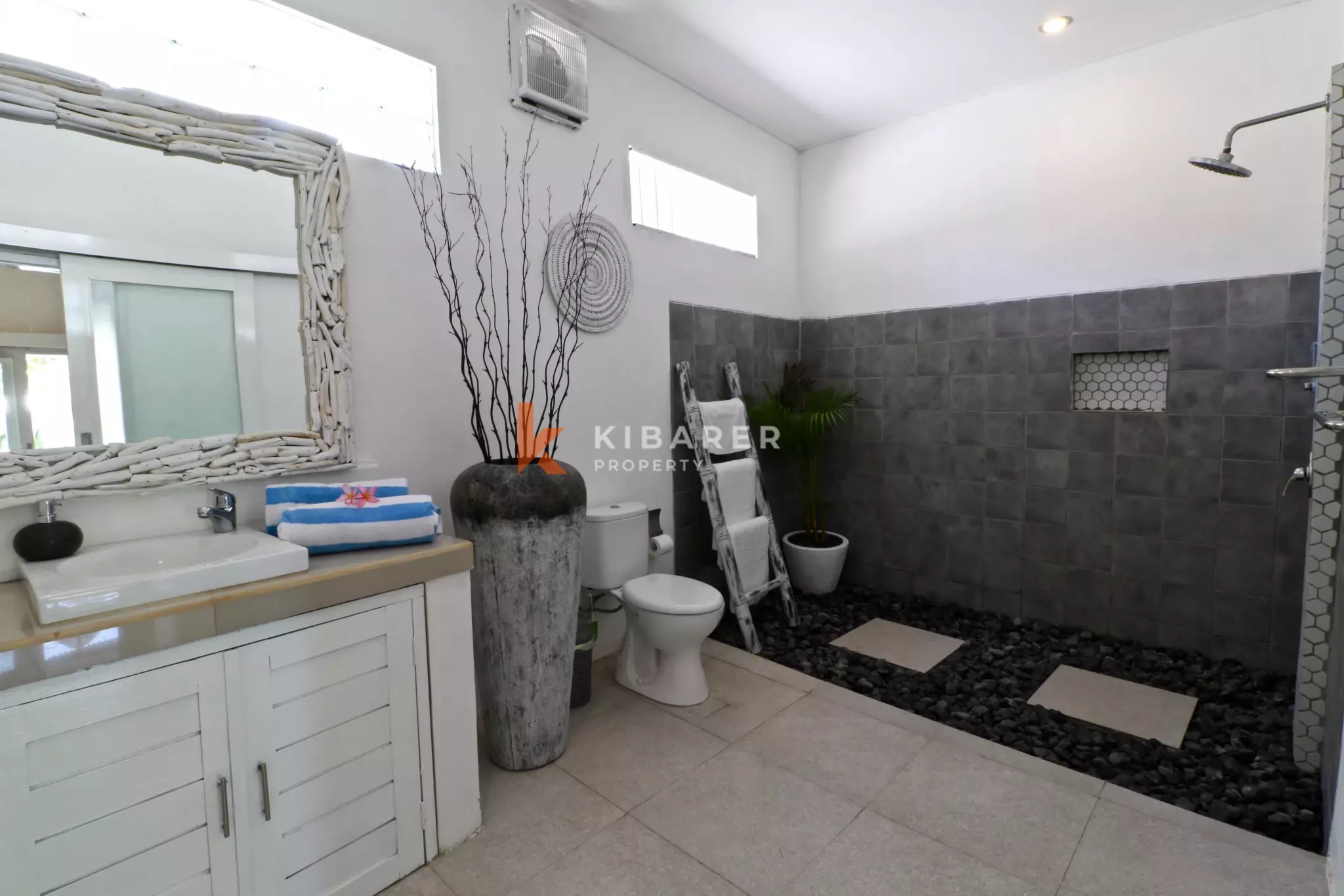 Charming 3BR Villa in Berawa’s Best Area — image 5