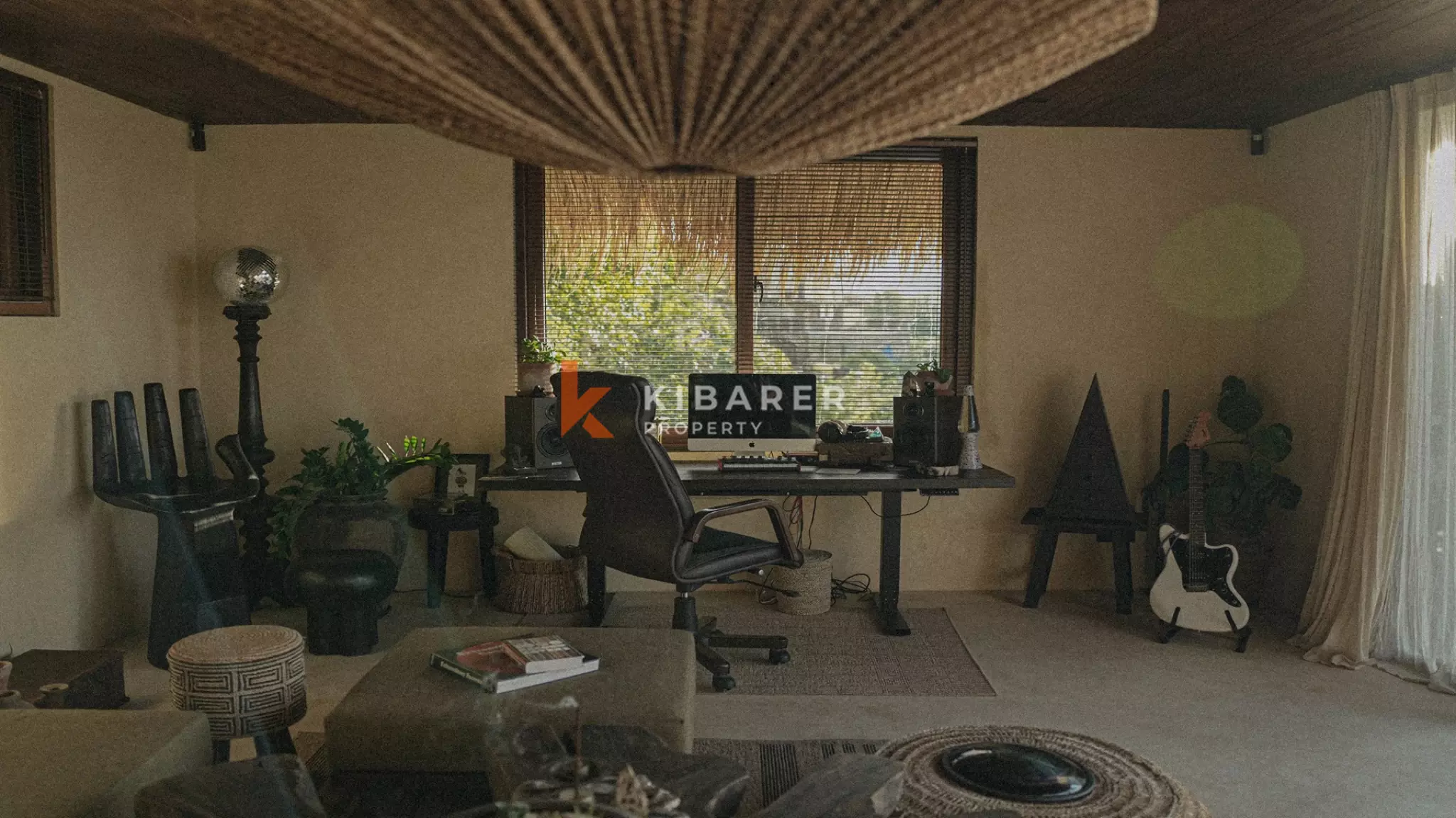 Architectural Two-Bedroom Luxury Villa with Iconic Views in Padang-Padang — image 11