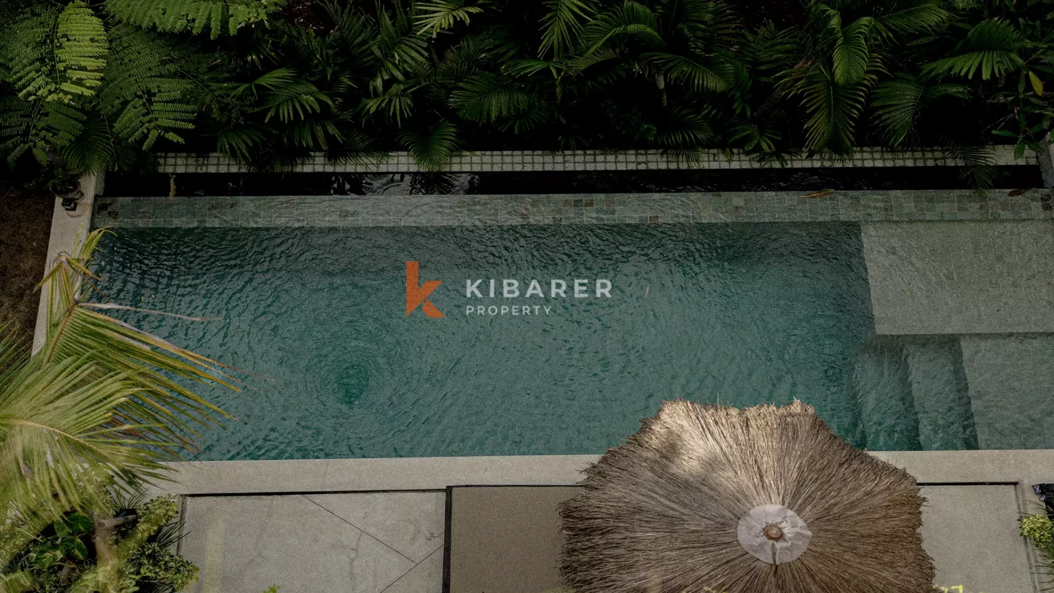 Luxury Two-Bedroom Villa with Iconic Views in Padang-Padang — image 3