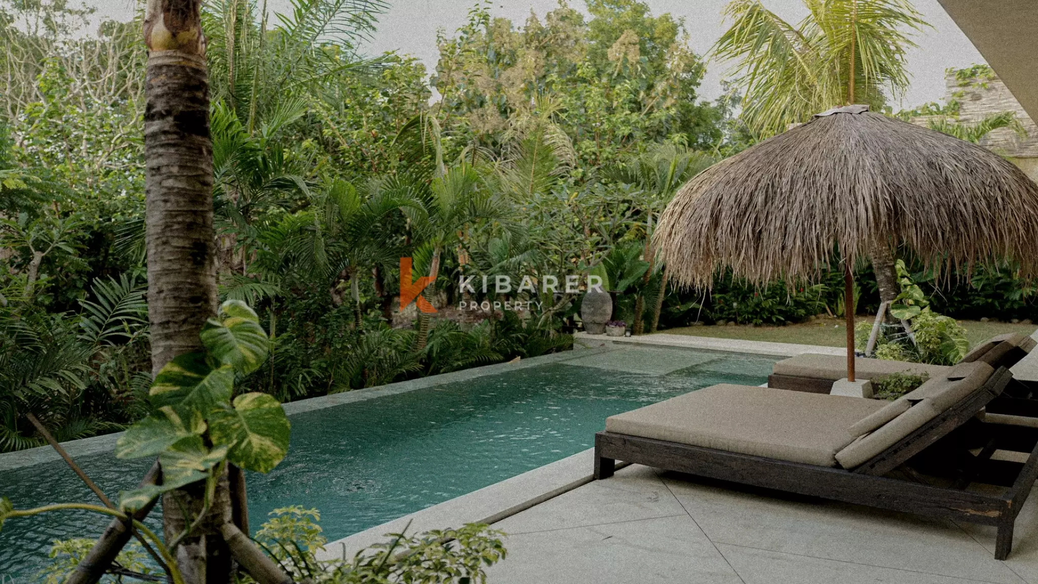 Luxury Two-Bedroom Villa with Iconic Views in Padang-Padang — image 1