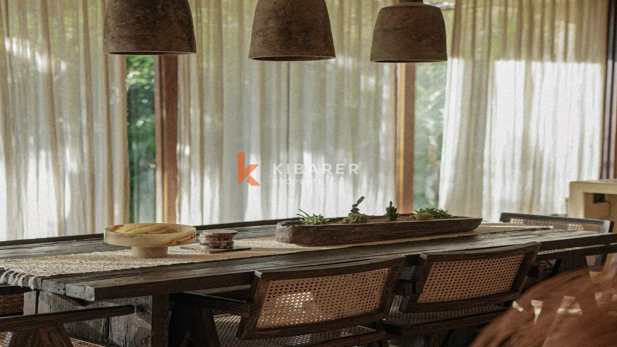 Luxury Two-Bedroom Villa with Iconic Views in Padang-Padang — image 14