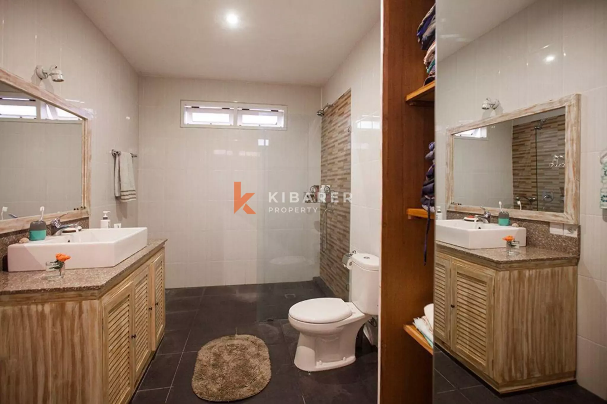 Private Three-Bedroom Villa with Views in Canggu — image 8