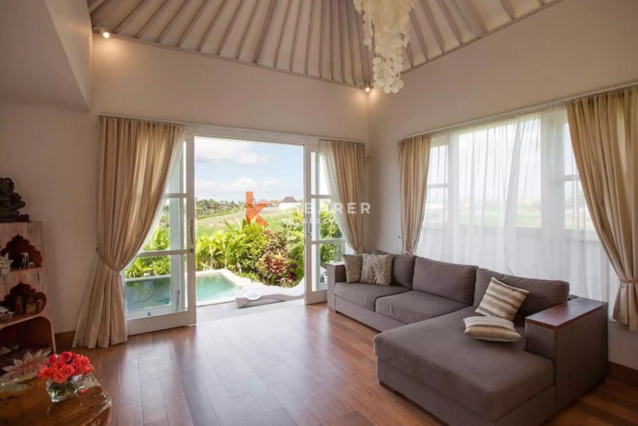 Private Three-Bedroom Villa with Views in Canggu — image 9