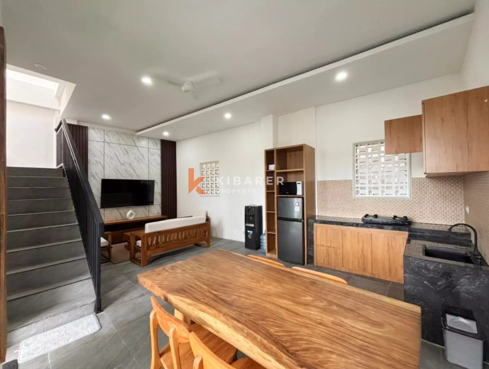 Three Bedrooms Enclosed Living Villa in Munggu — image 3