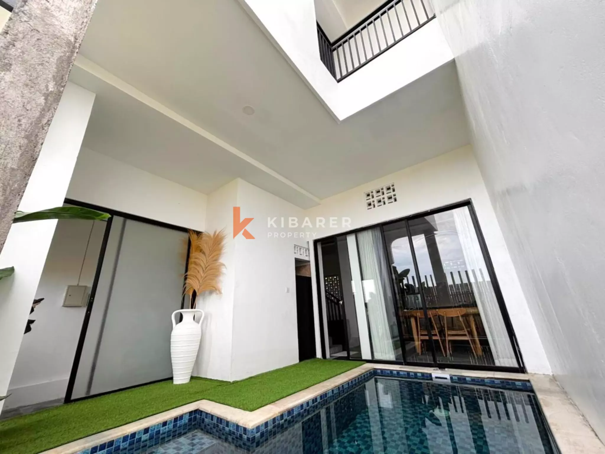 Three Bedrooms Enclosed Living Villa in Munggu