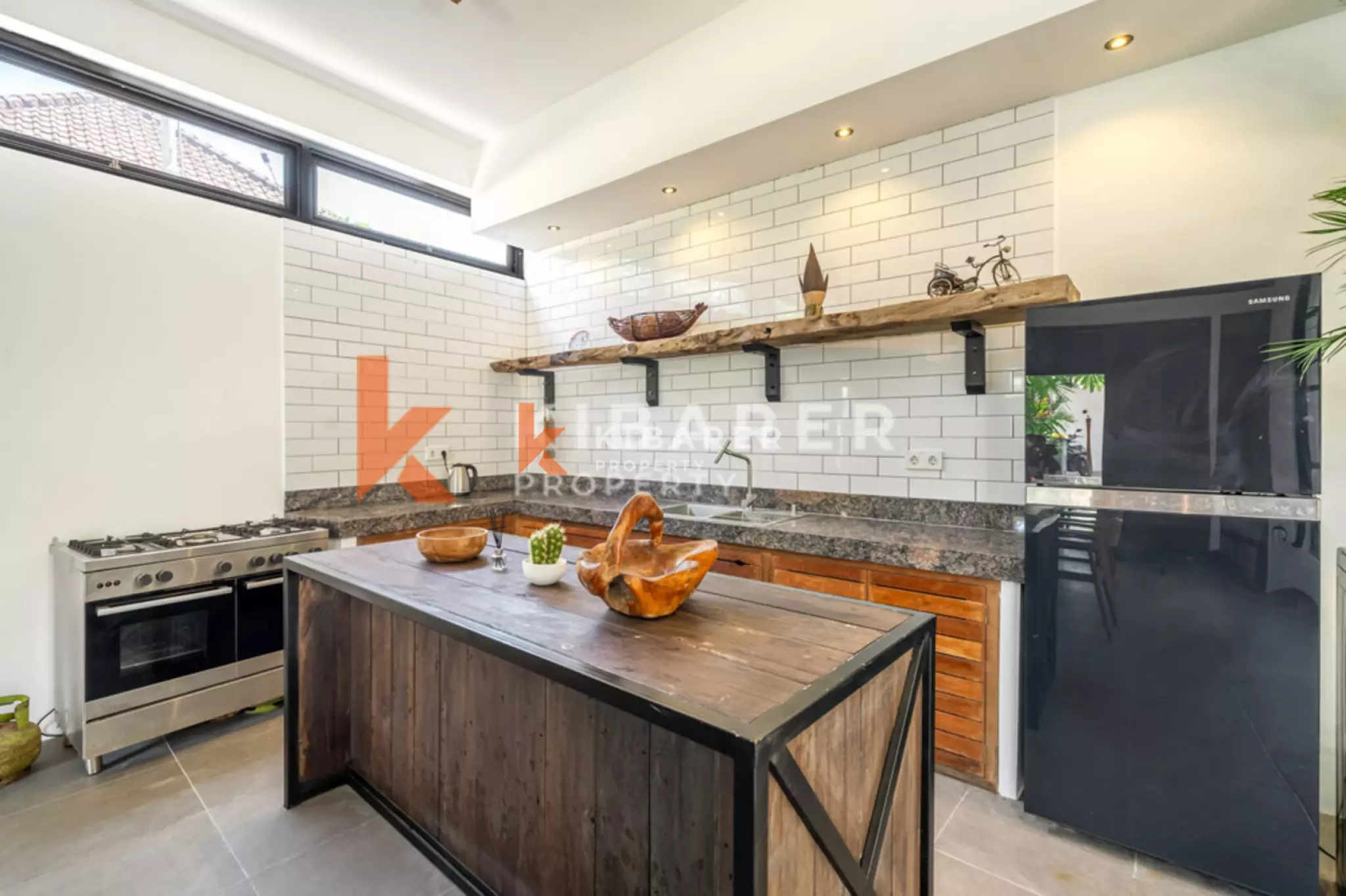 Exclusive Modern Villa with Five Bedrooms in Umalas — image 6