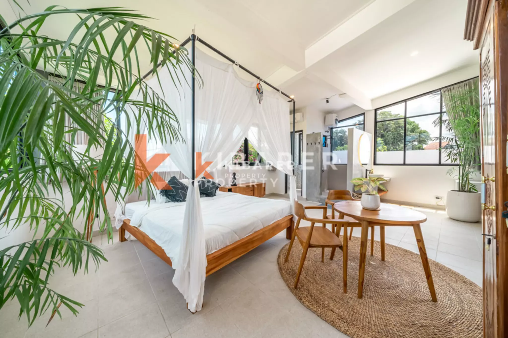 Exclusive Modern Villa with Five Bedrooms in Umalas — image 12