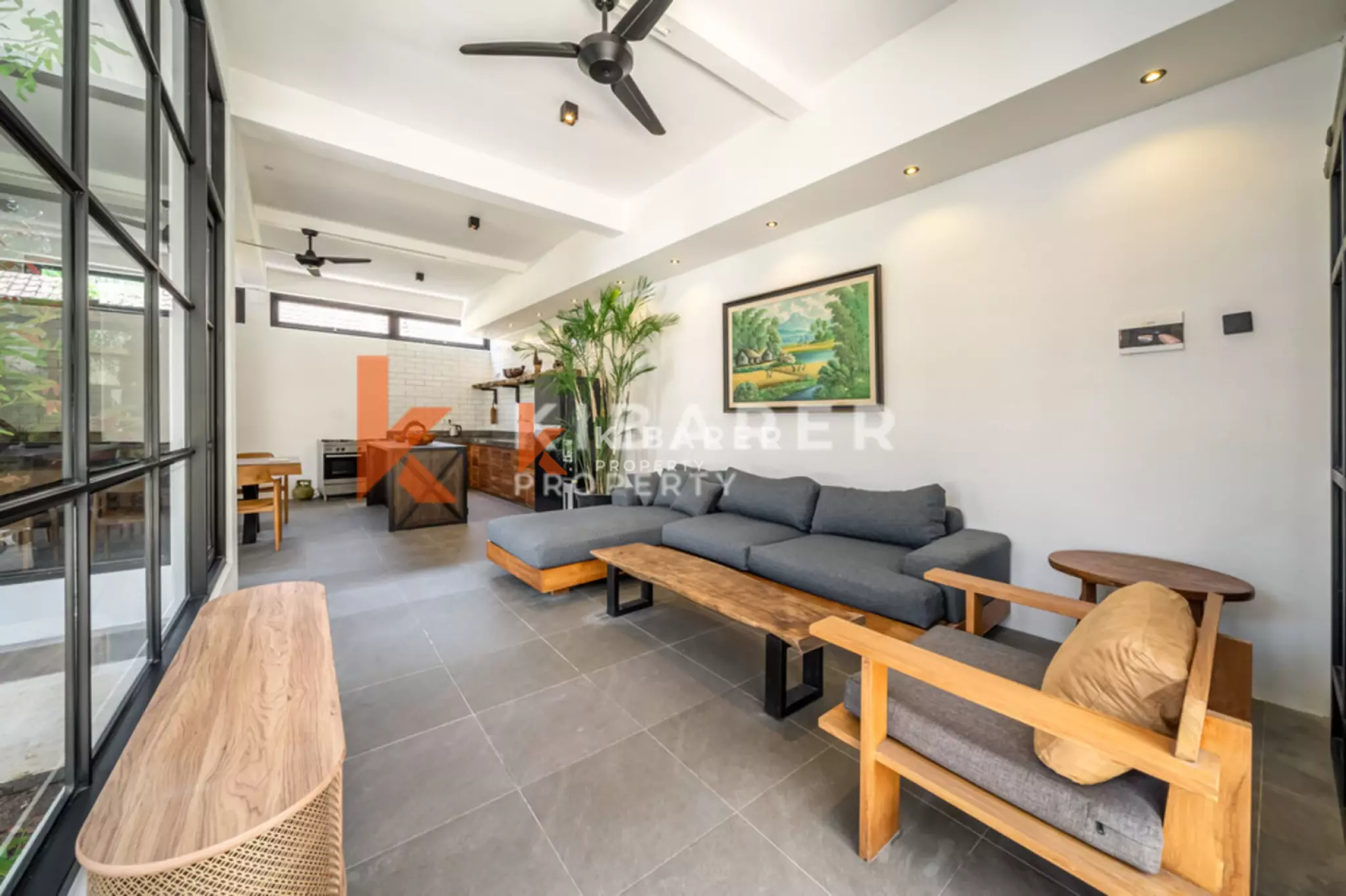 Exclusive Modern Villa with Five Bedrooms in Umalas — image 9