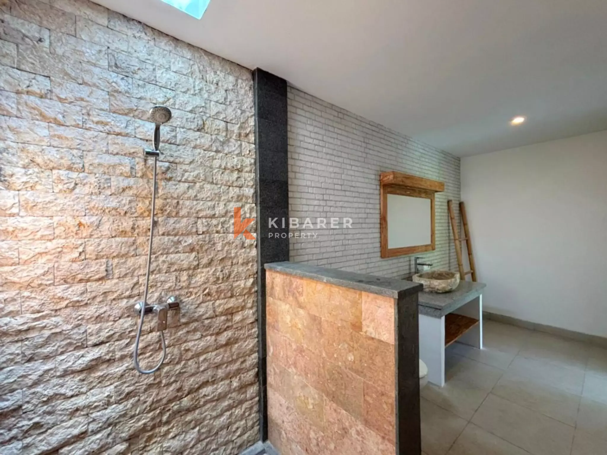Hidden Gem Three Bedroom Semi-Furnished Villa in Canggu Area — image 18